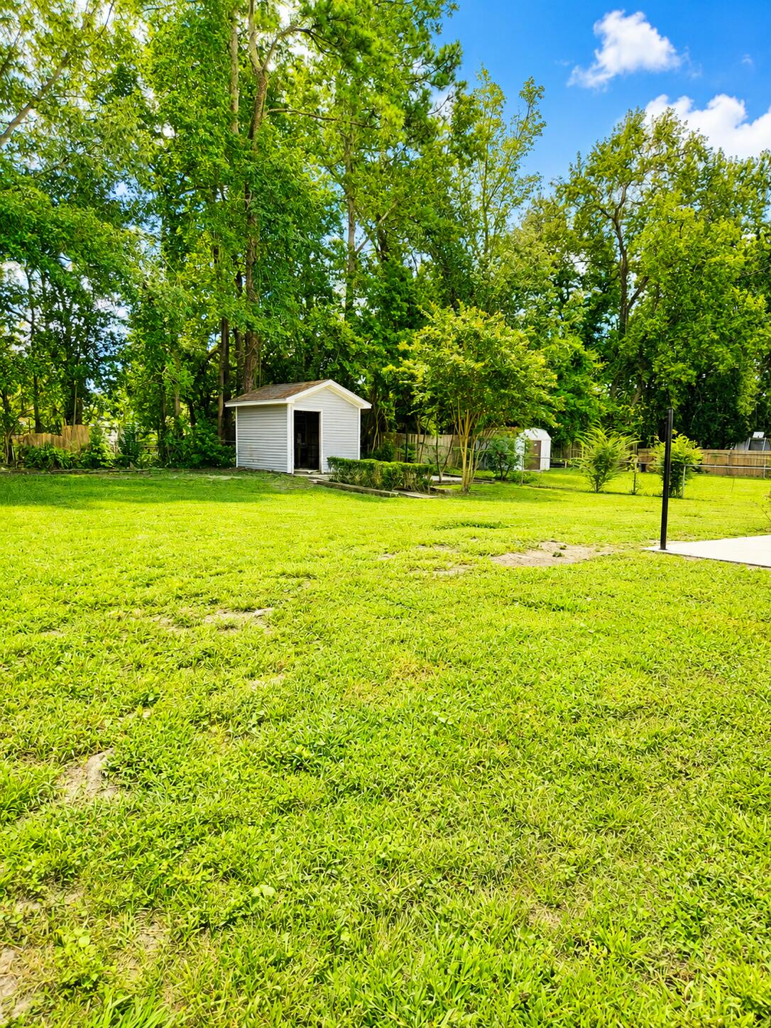 221 Farm Road