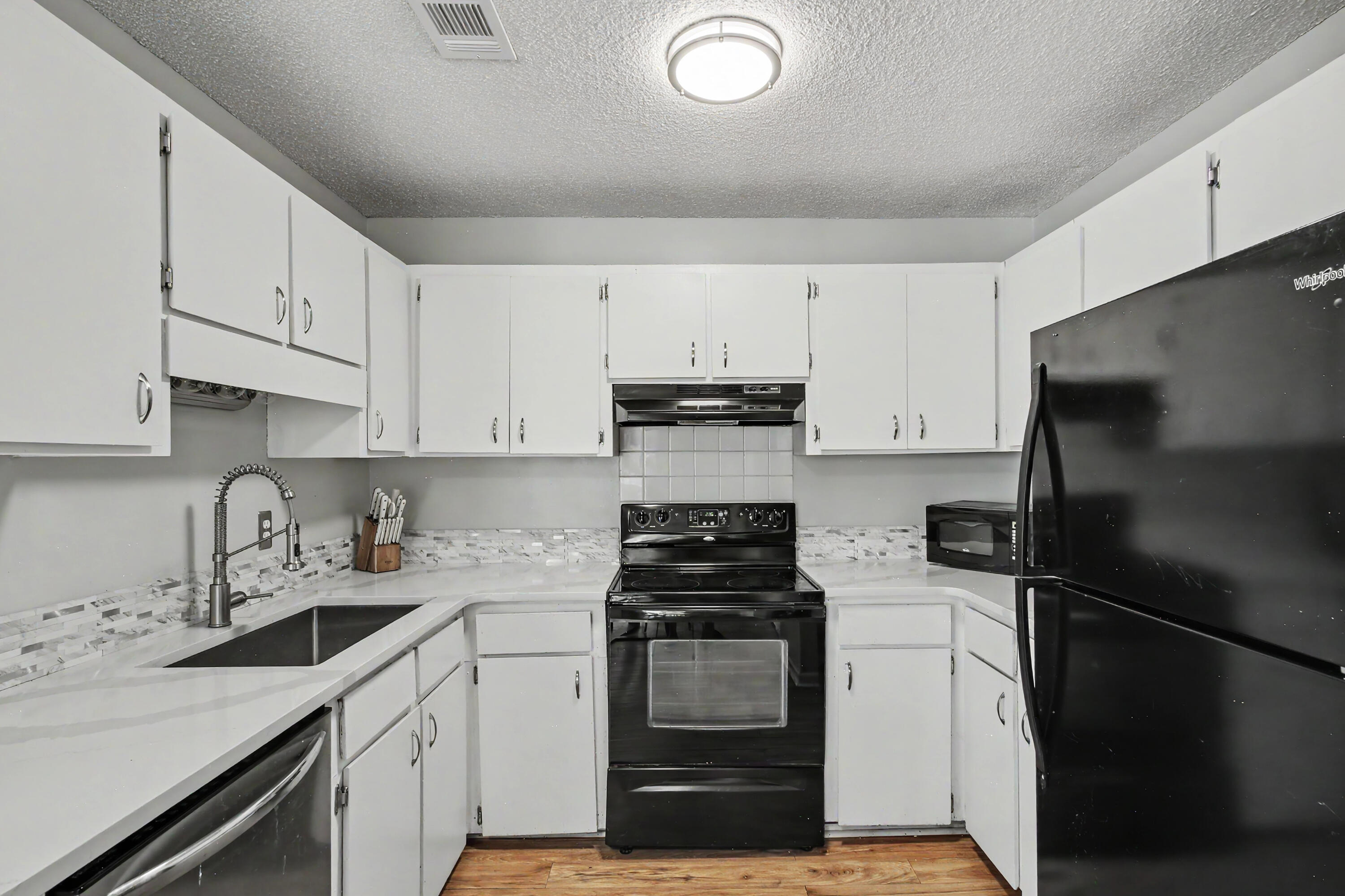6221 Rolling Fork Road # H