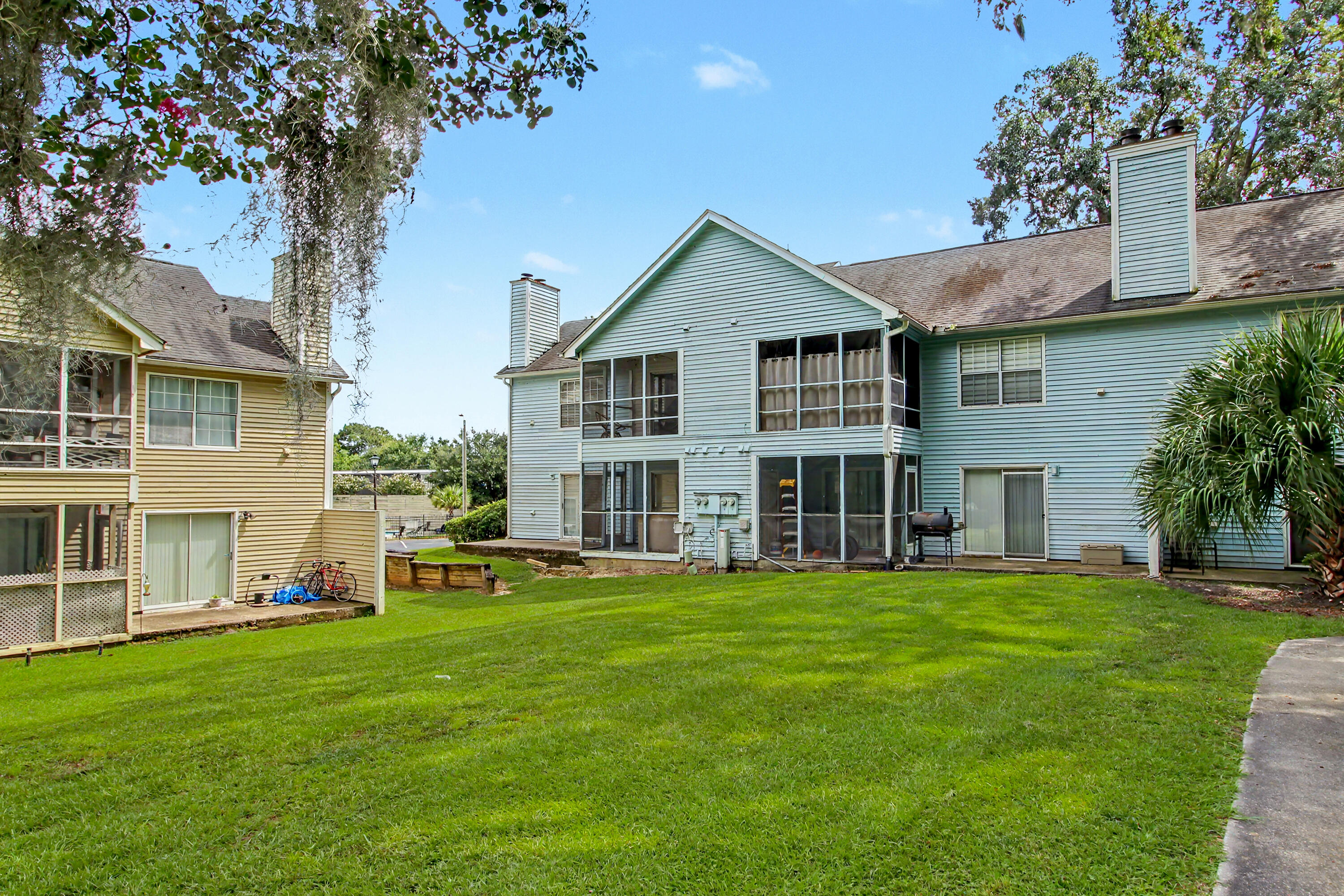 6221 Rolling Fork Road # H