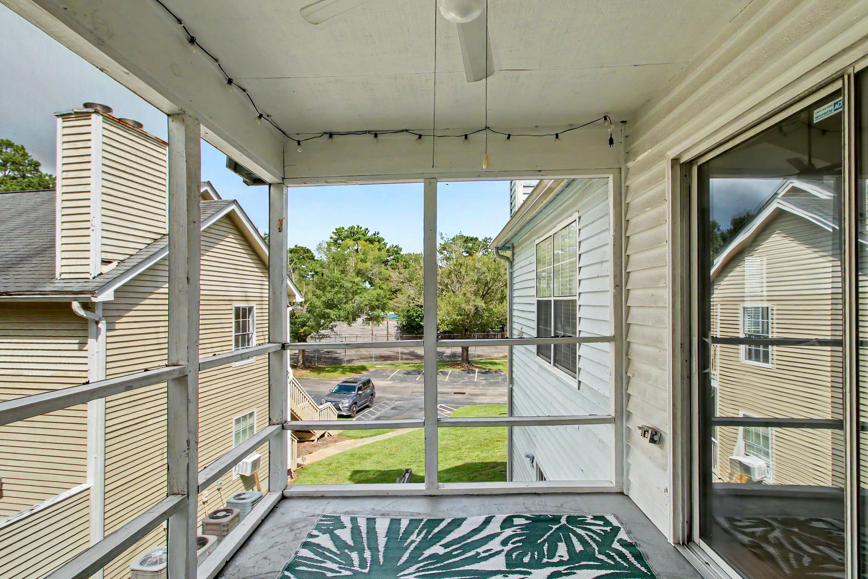 6221 Rolling Fork Road # H