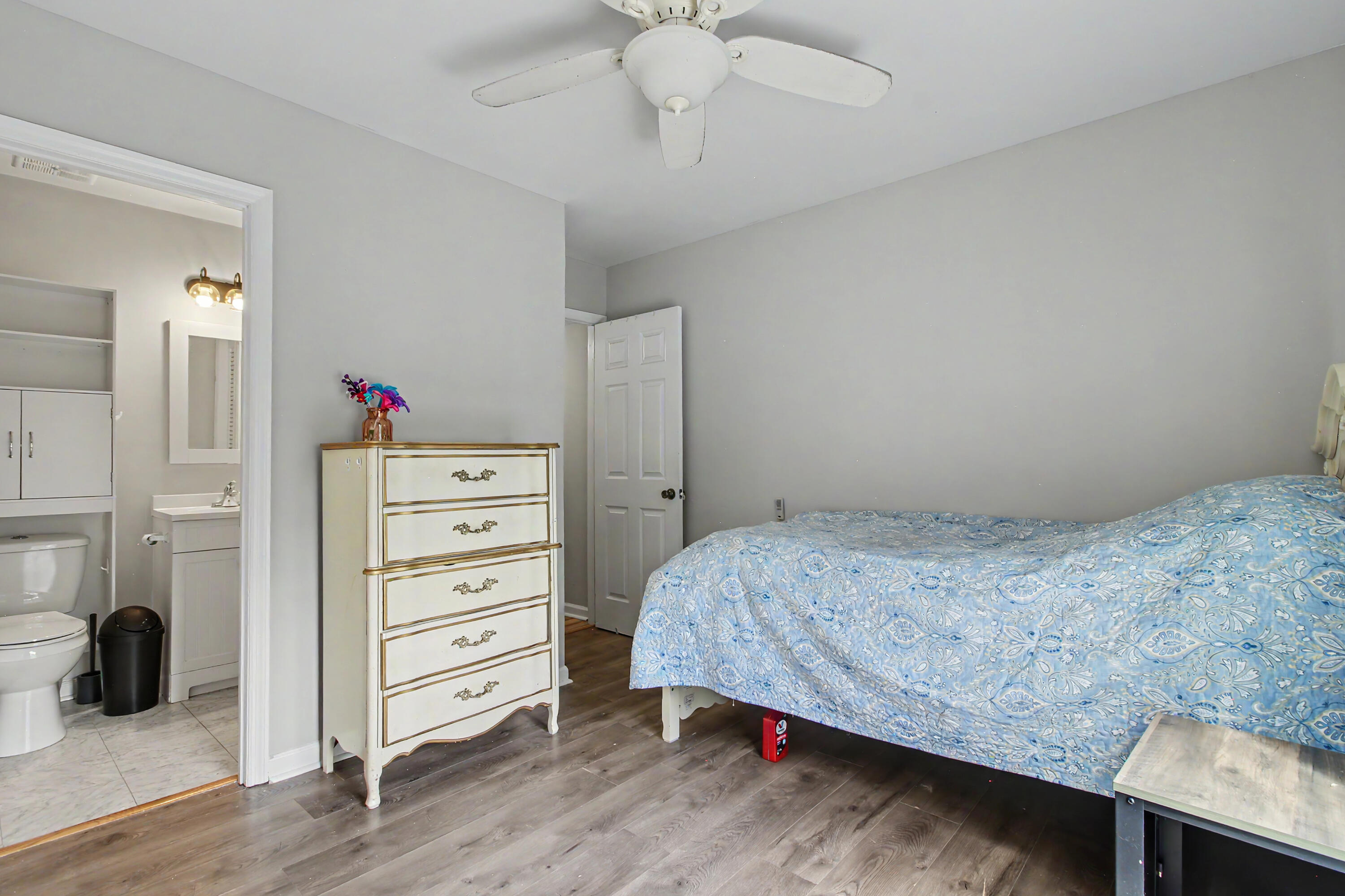 6221 Rolling Fork Road # H
