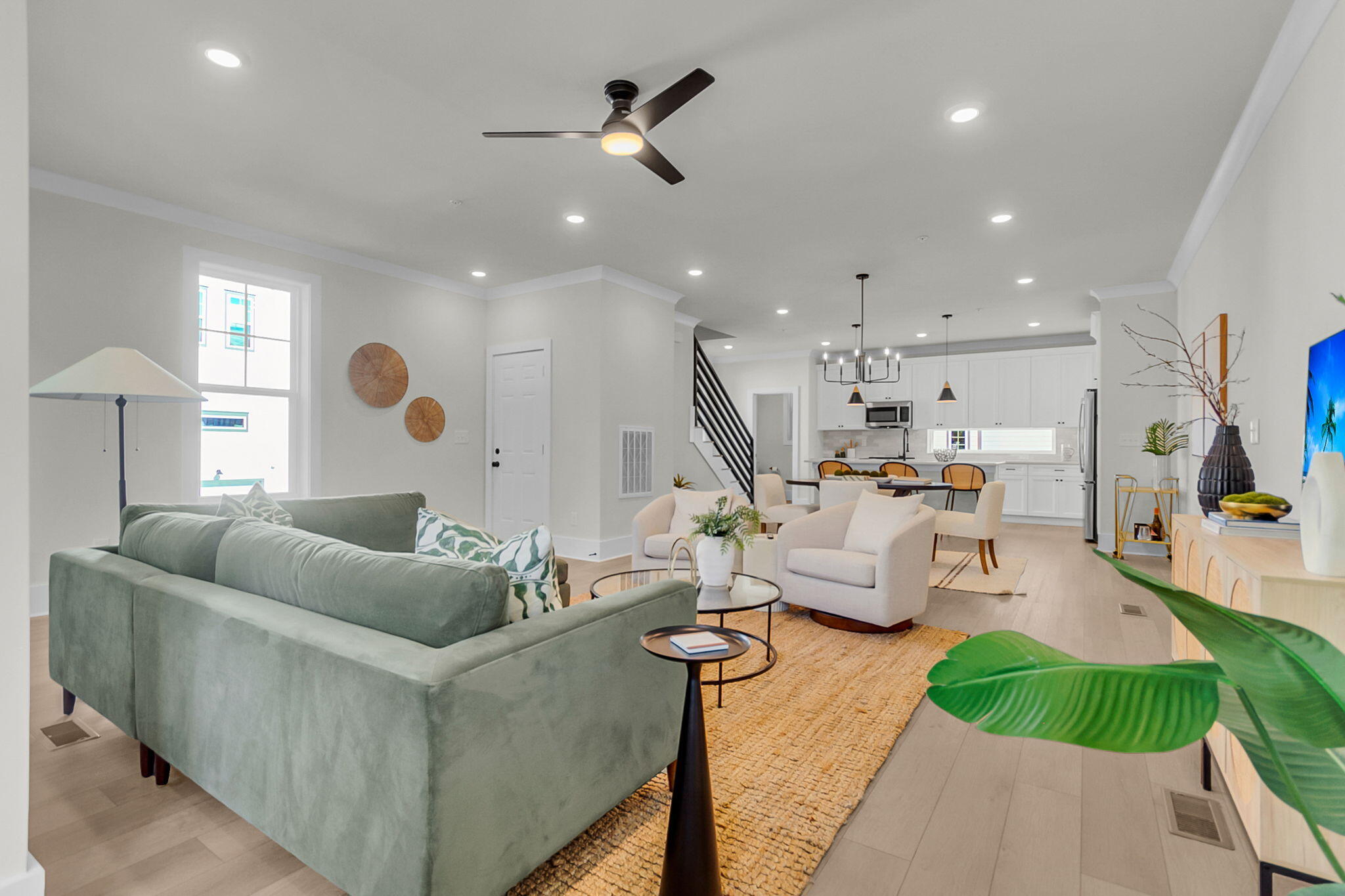 1150 Valdosta Street # 203