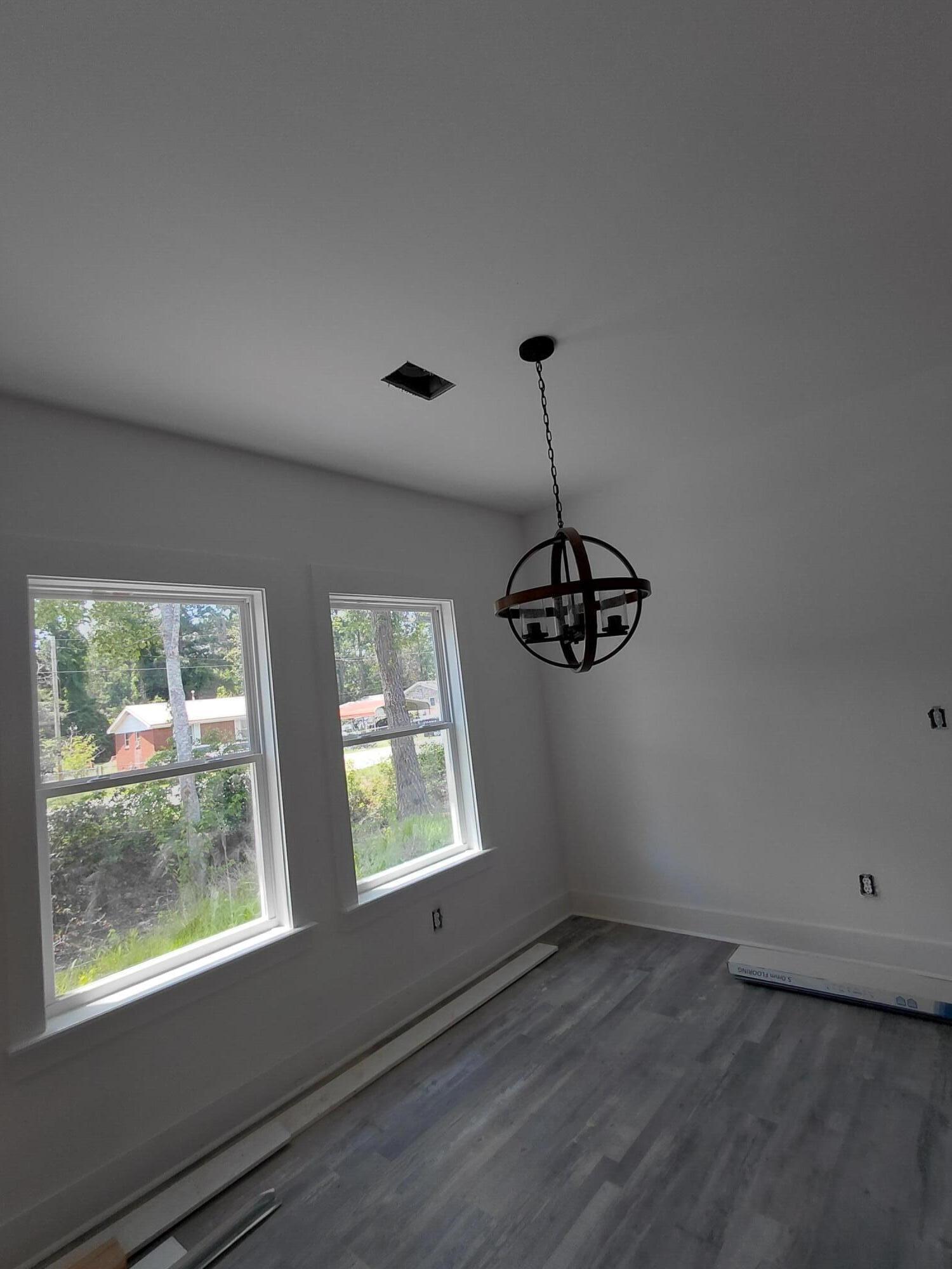 34 Austin Dr