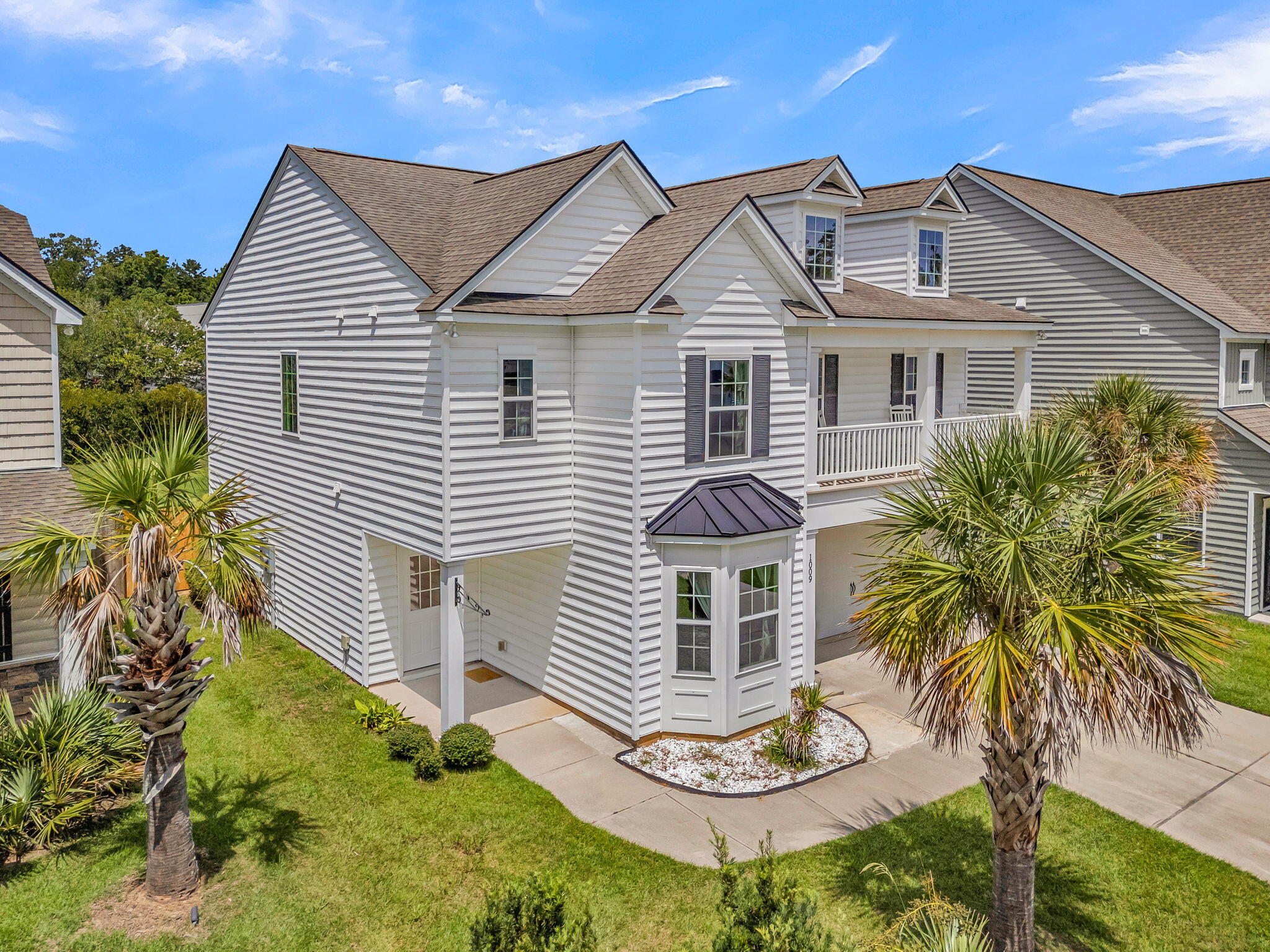 1009 Mossy Rock Drive