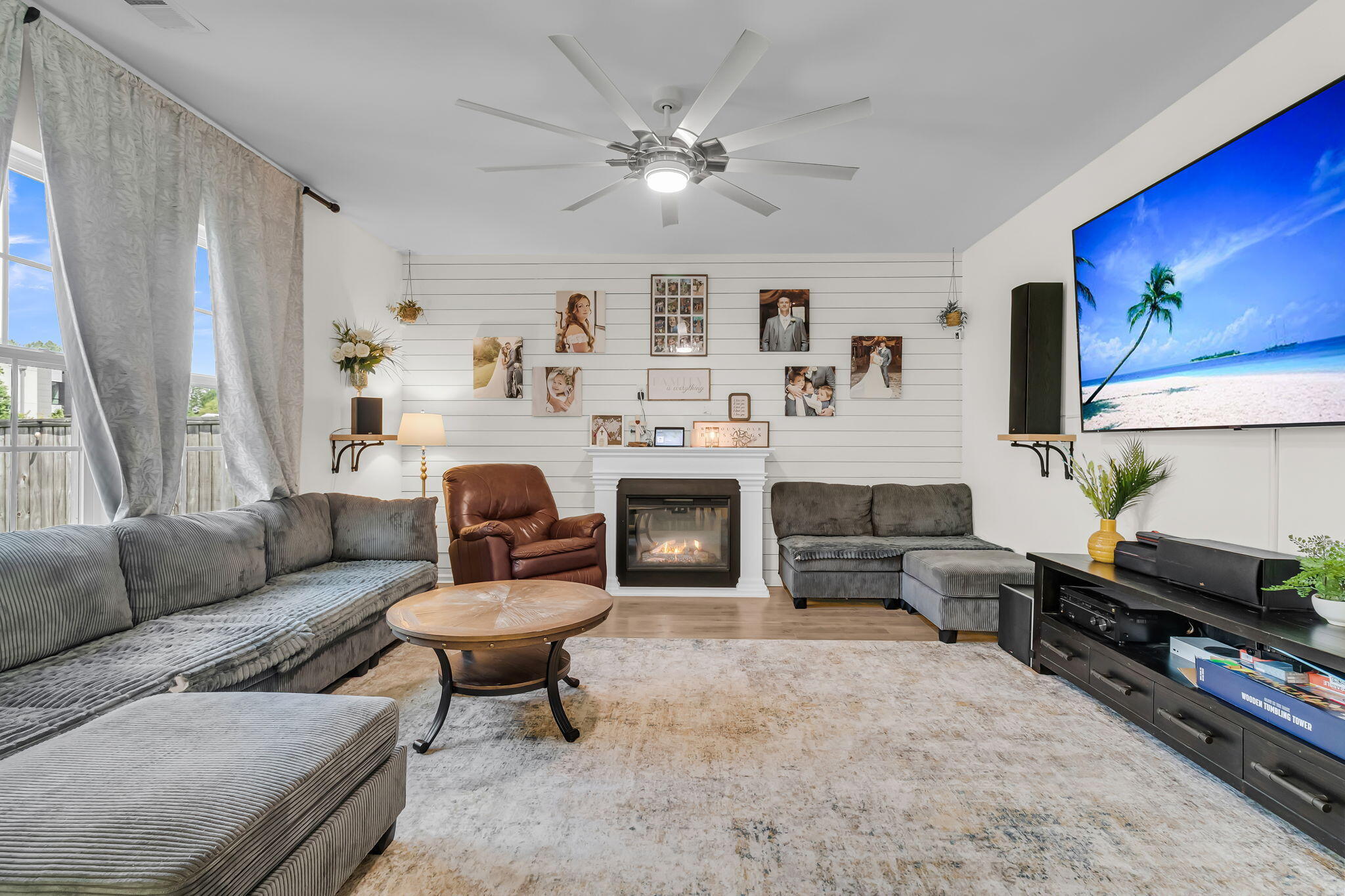 1009 Mossy Rock Drive