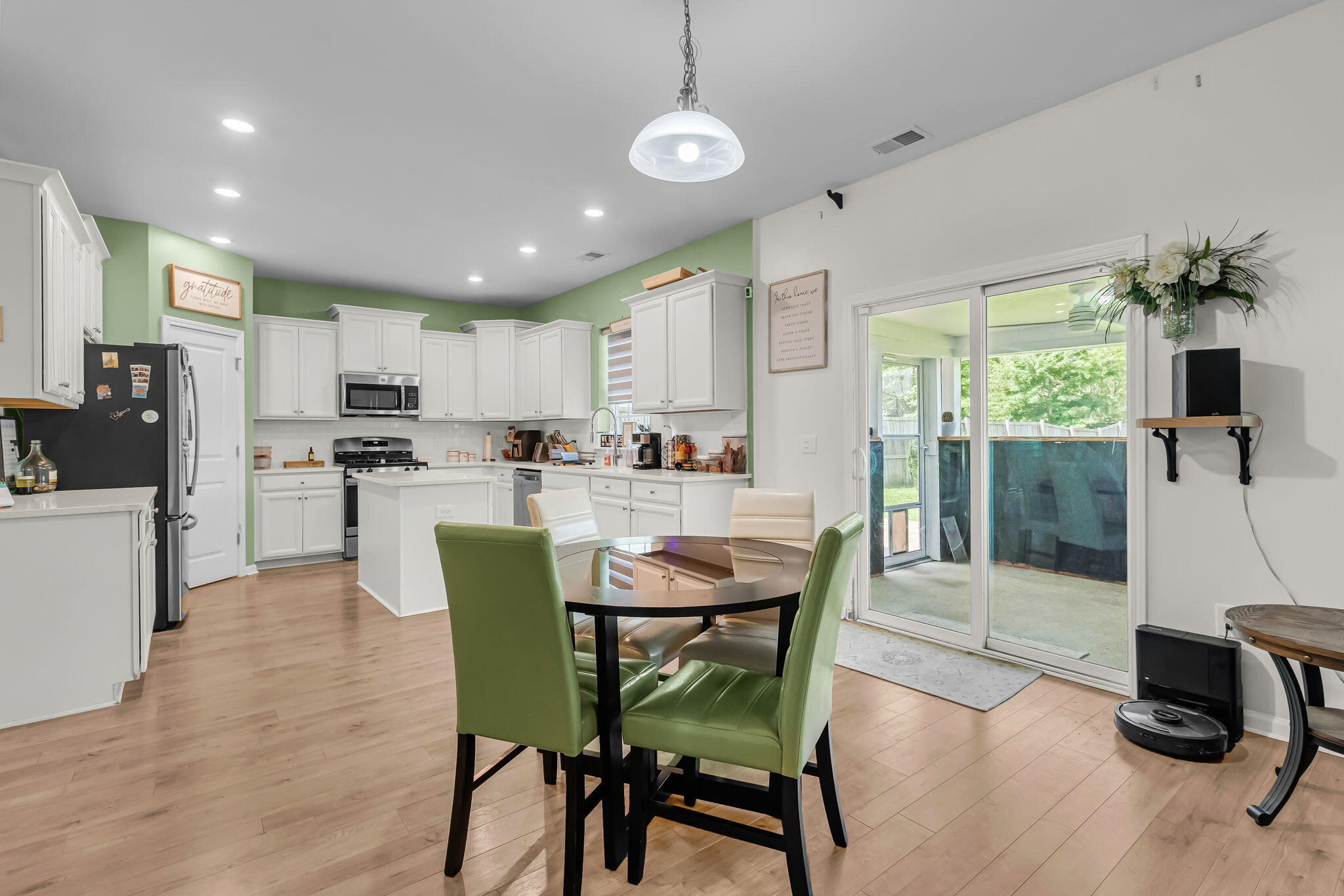 1009 Mossy Rock Drive