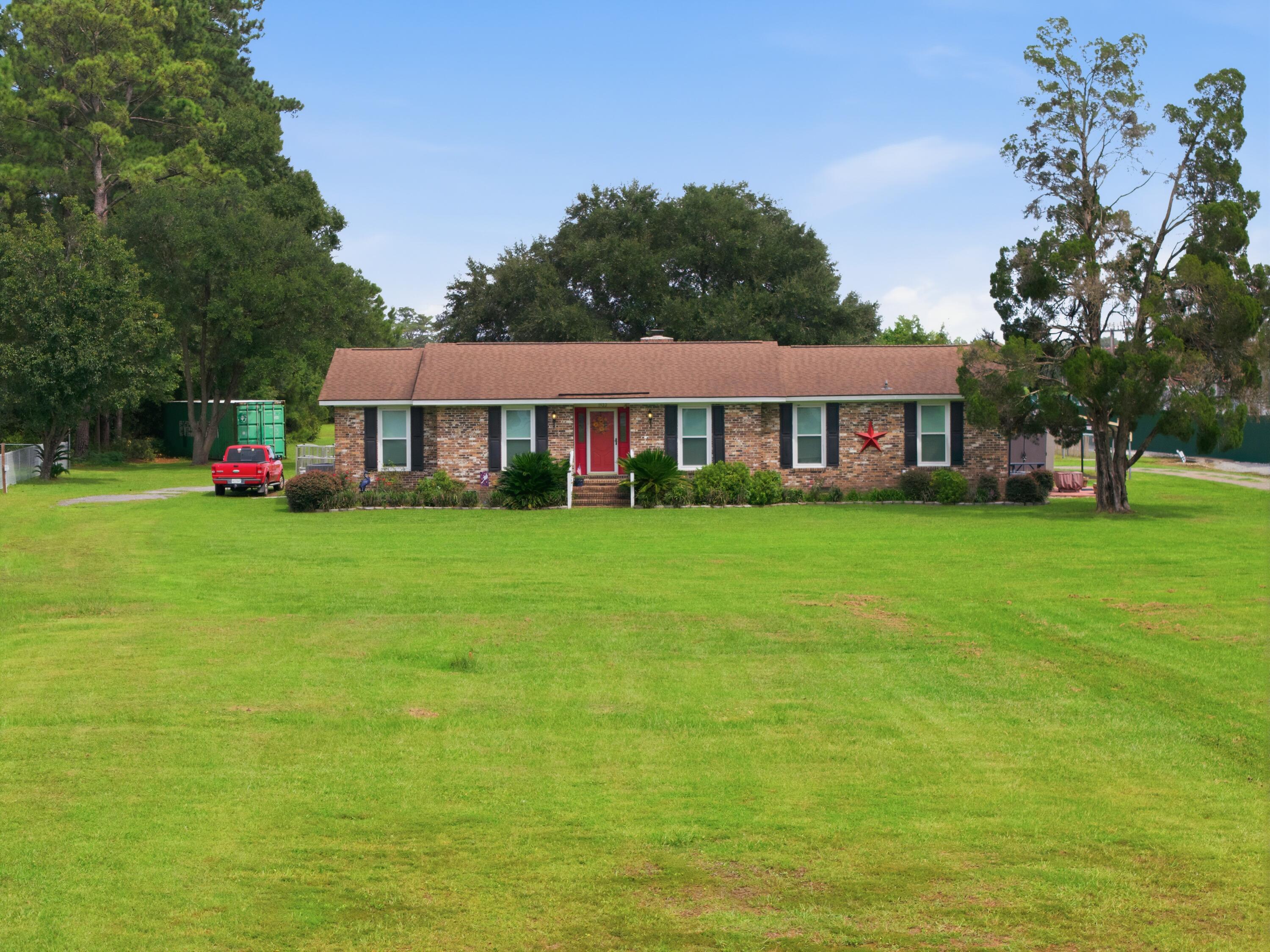 1922 S Live Oak Drive
