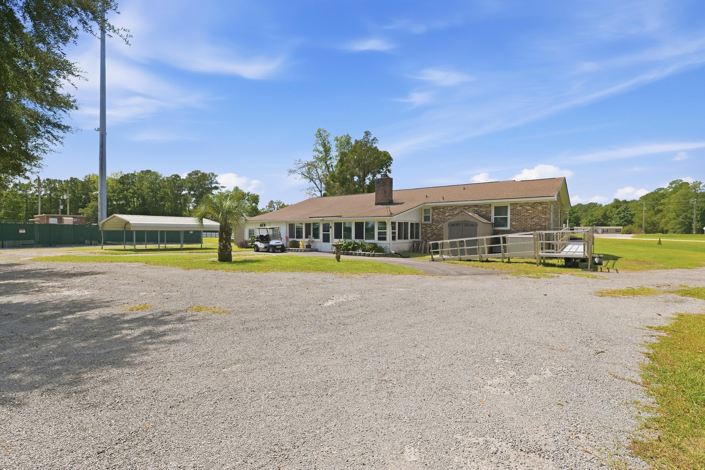 1922 S Live Oak Drive