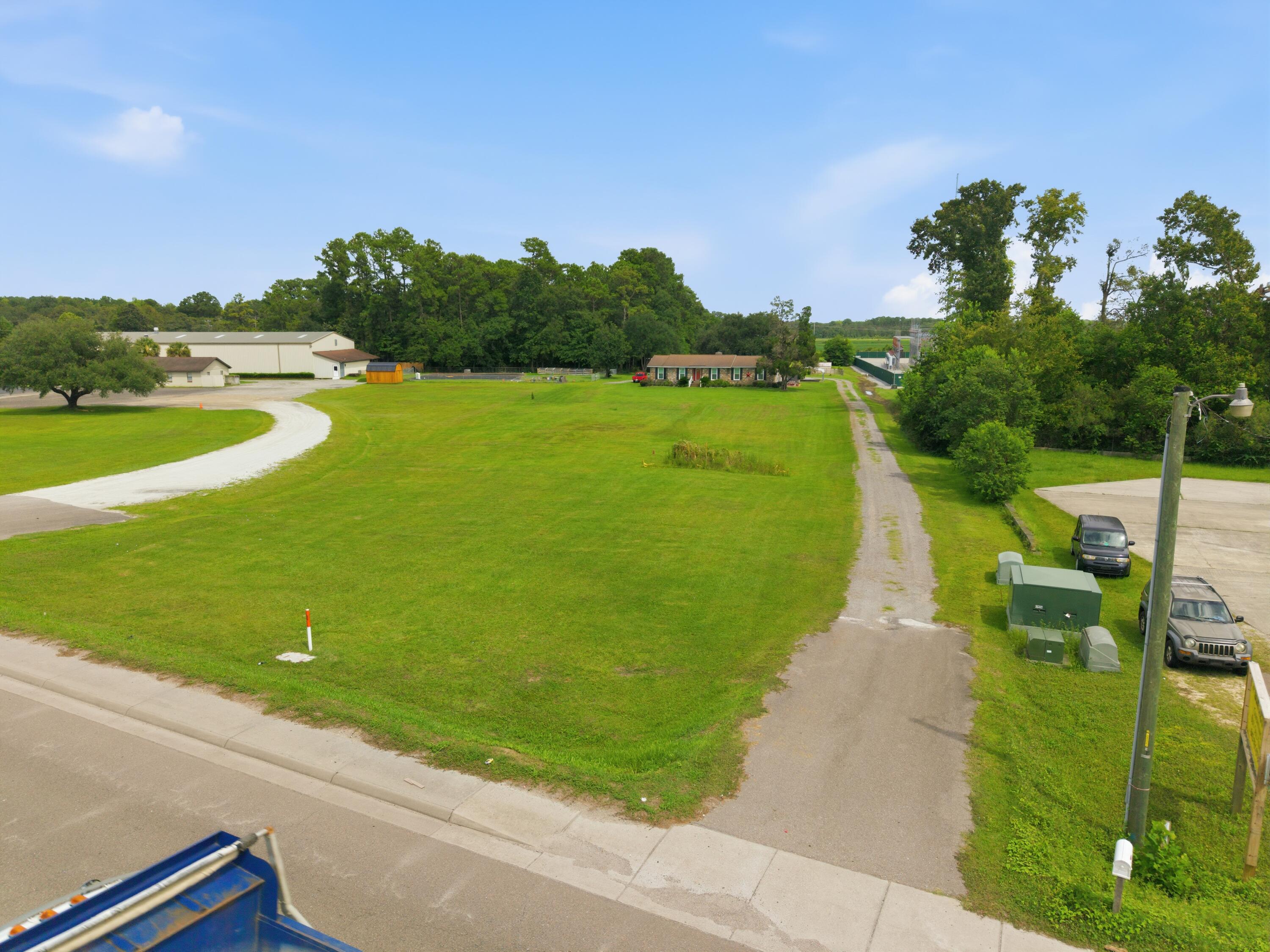 1922 S Live Oak Drive