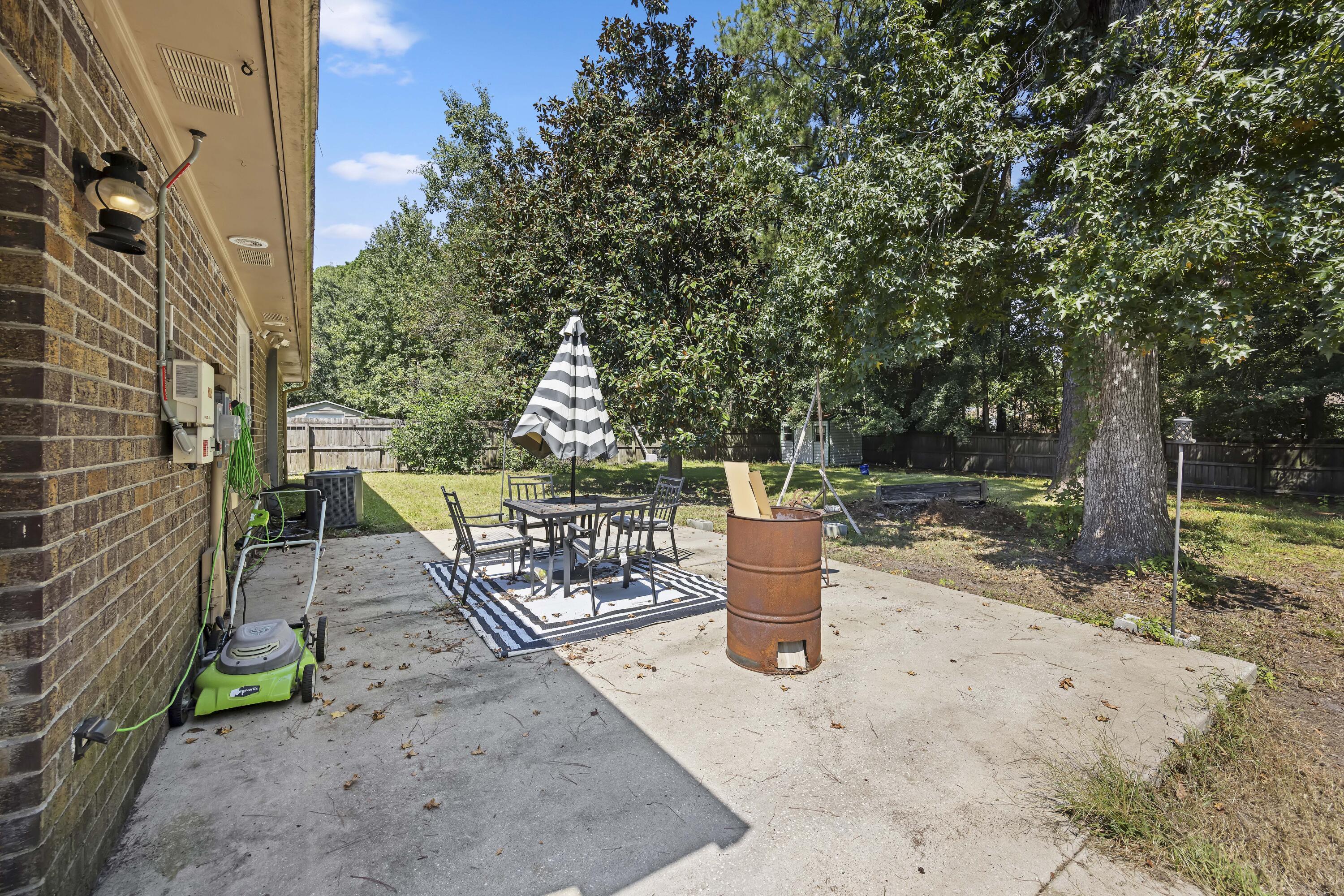 114 Lisa Drive