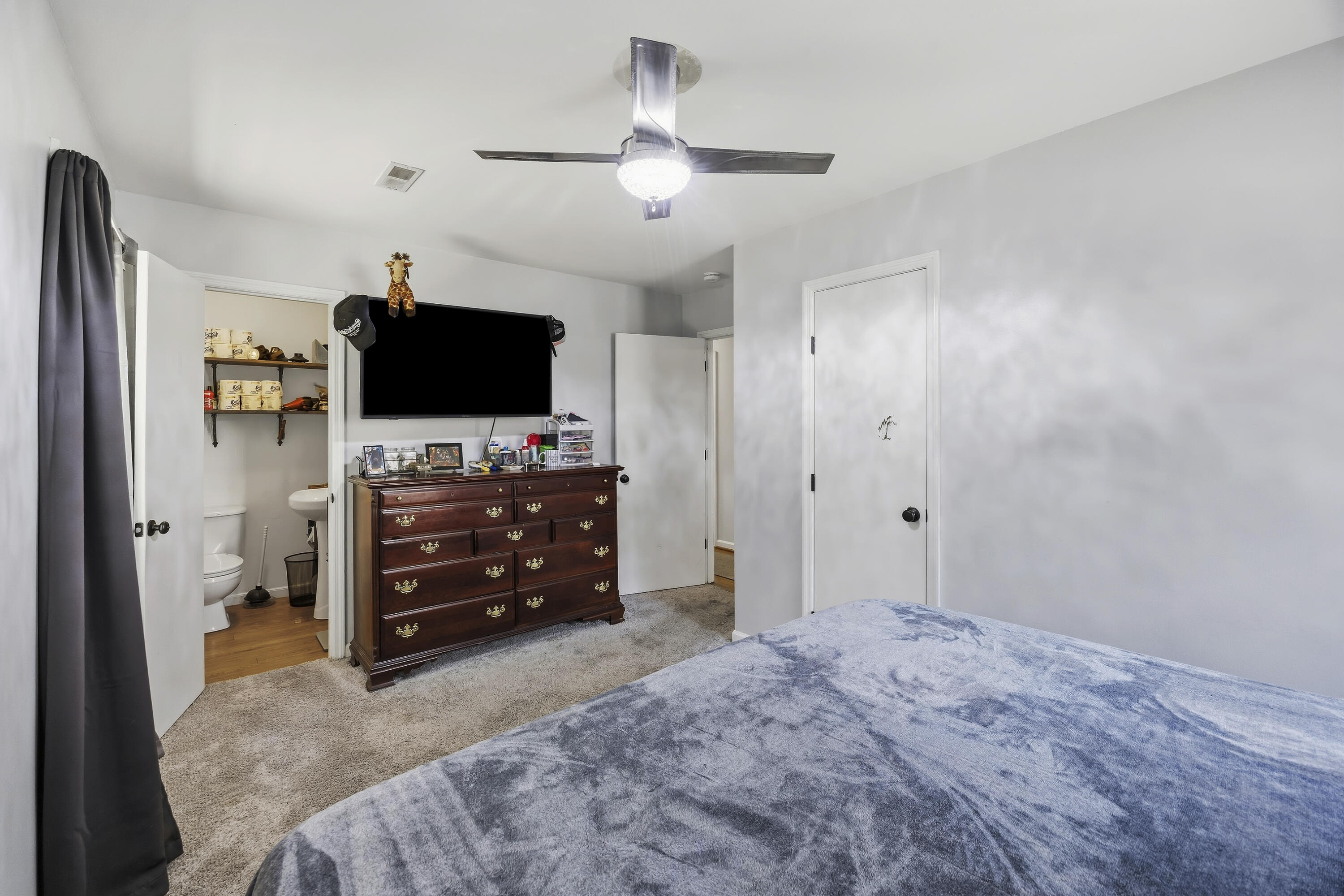 114 Lisa Drive