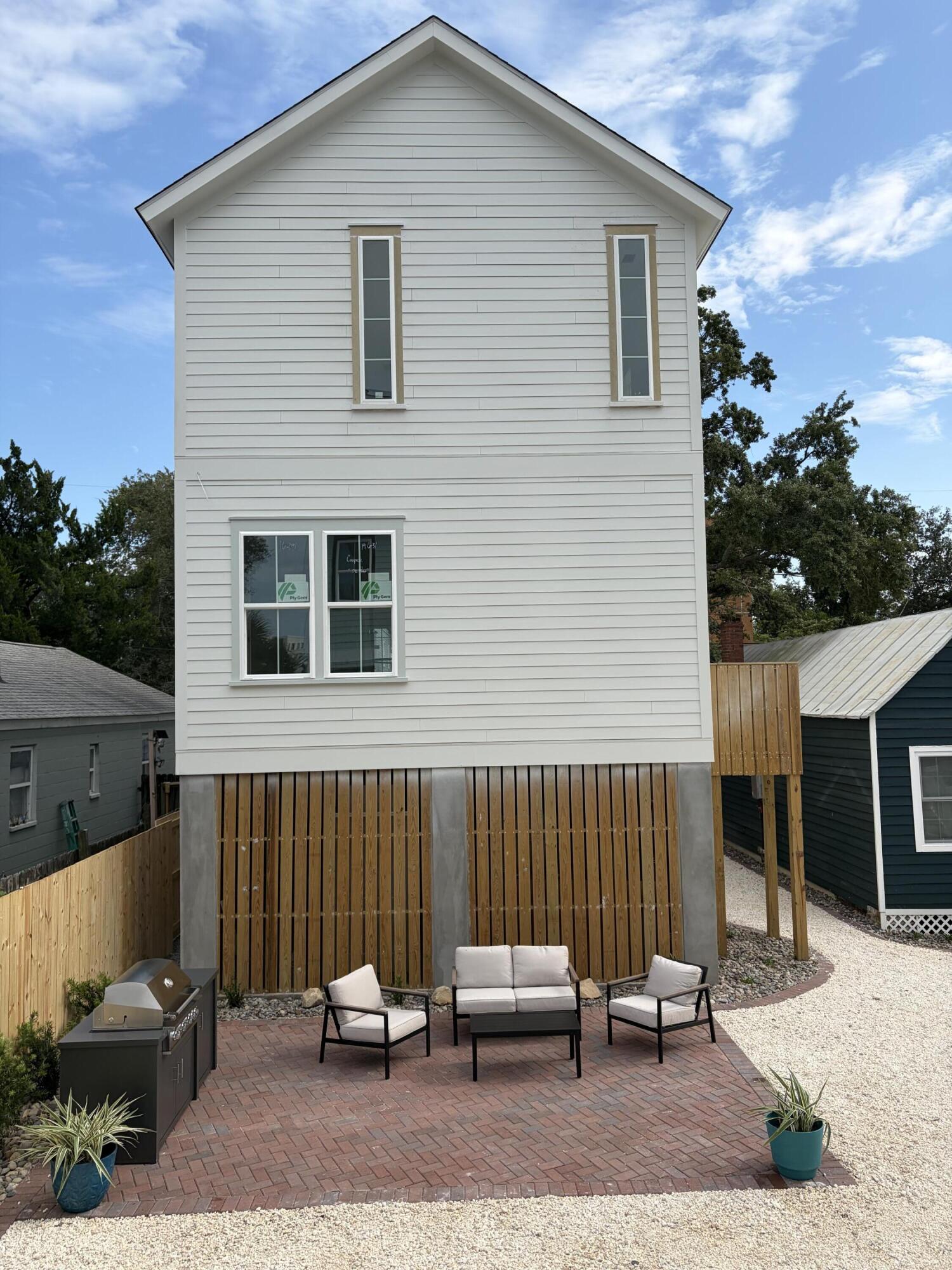 42 Cooper Street # B