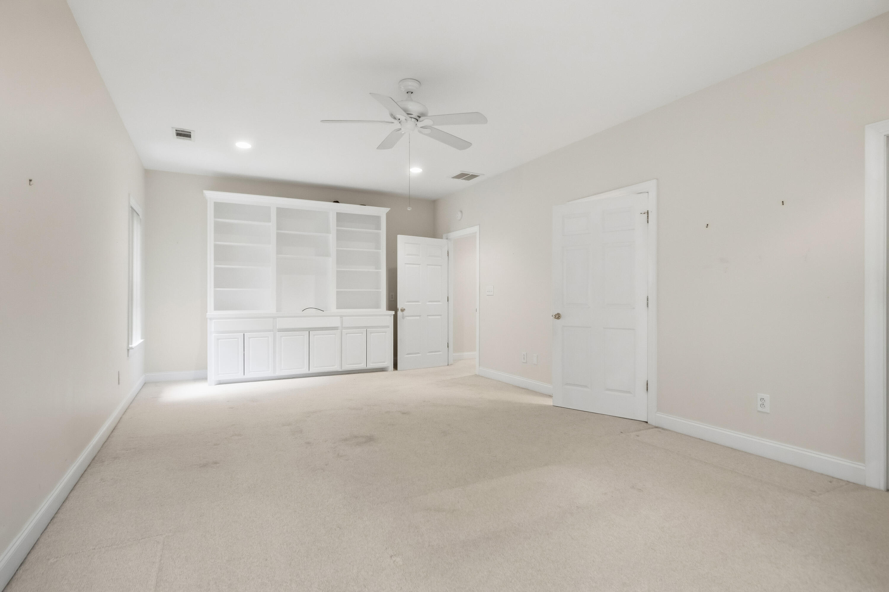 531 Carpenter Street