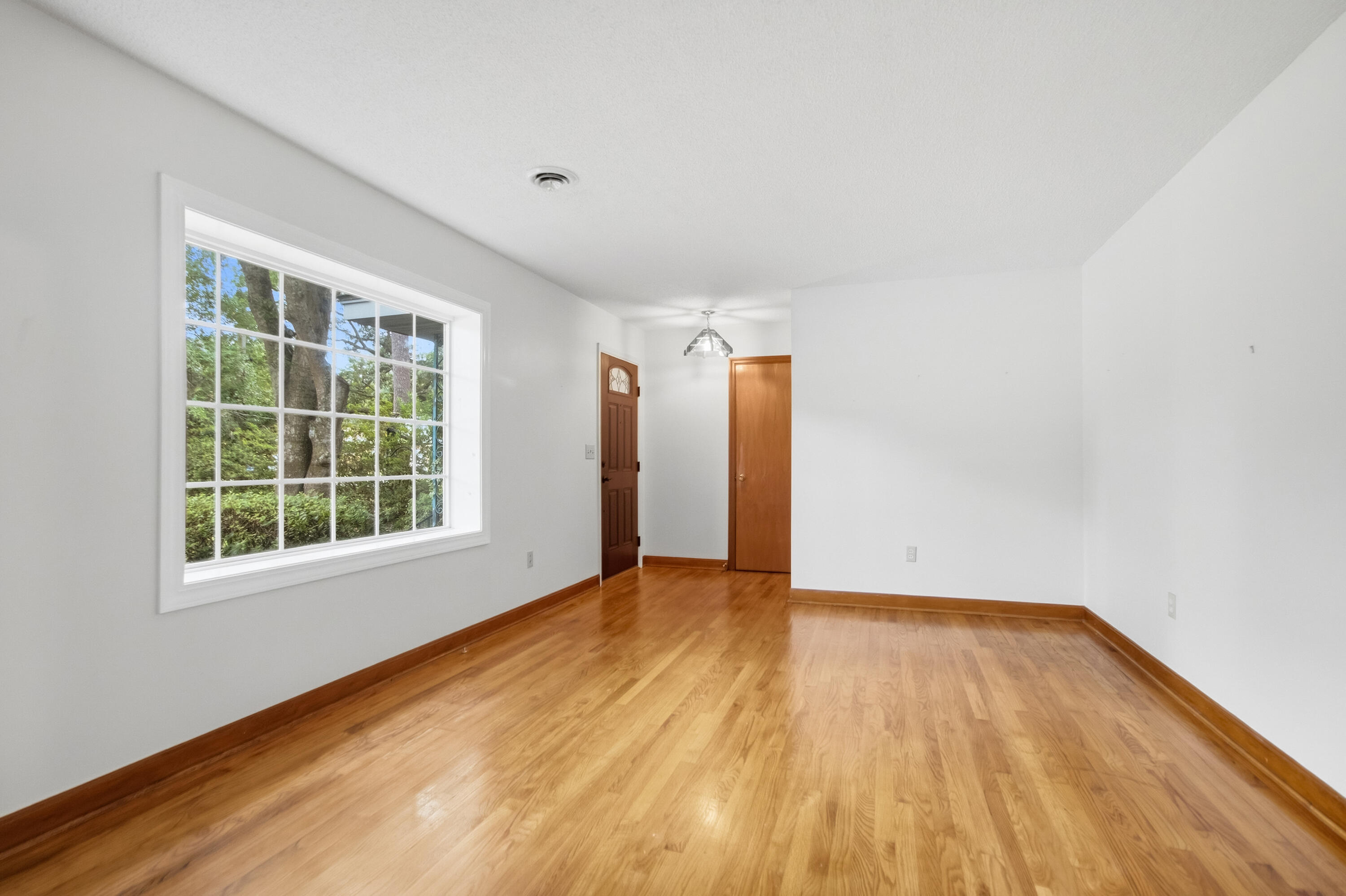 531 Carpenter Street
