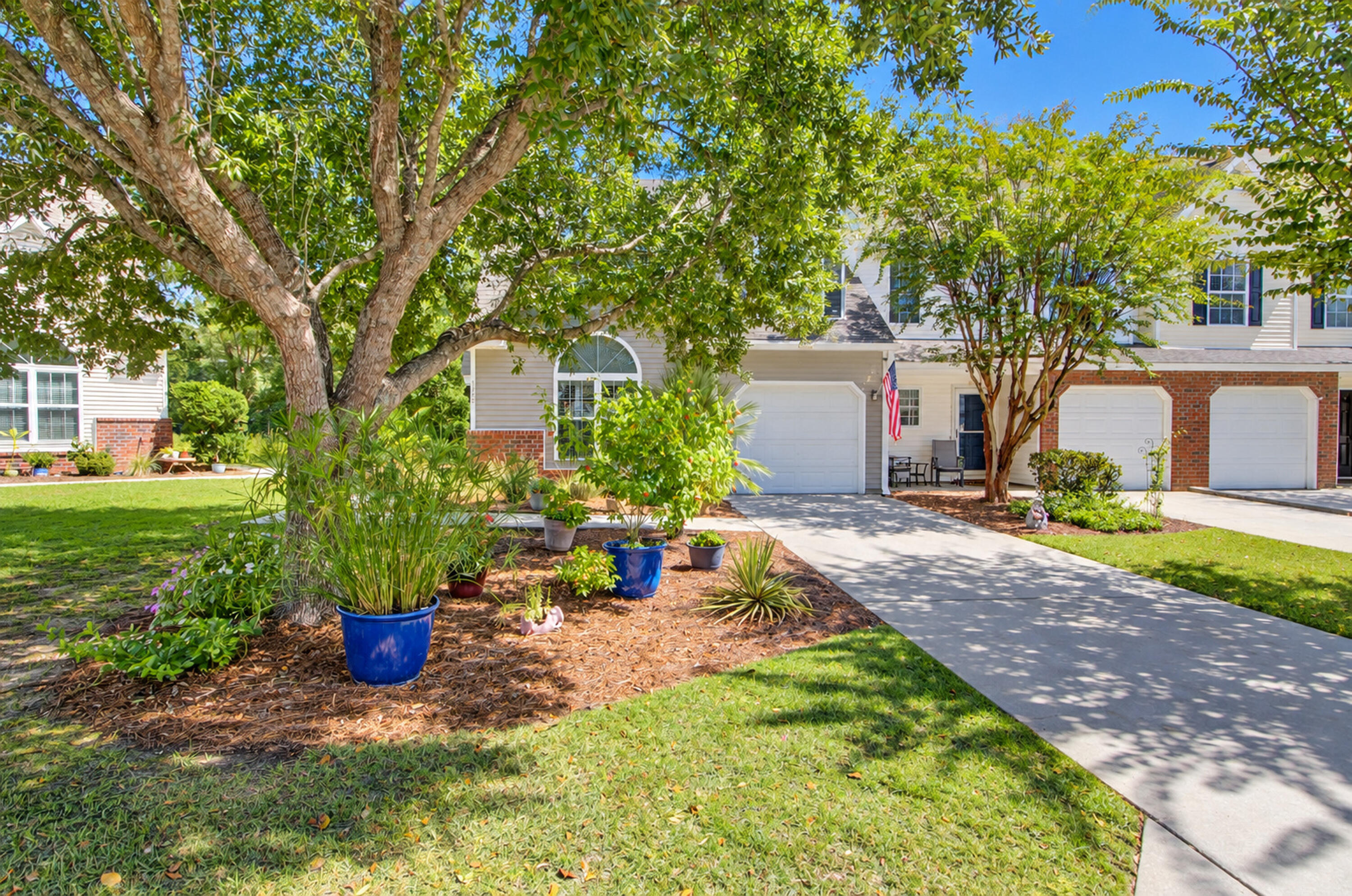 1200 Yellow Hawthorn Circle