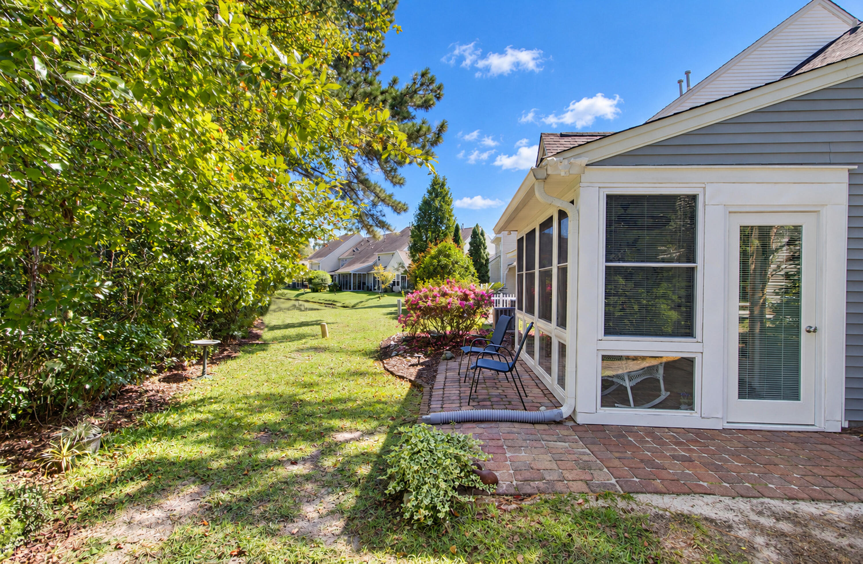 1200 Yellow Hawthorn Circle