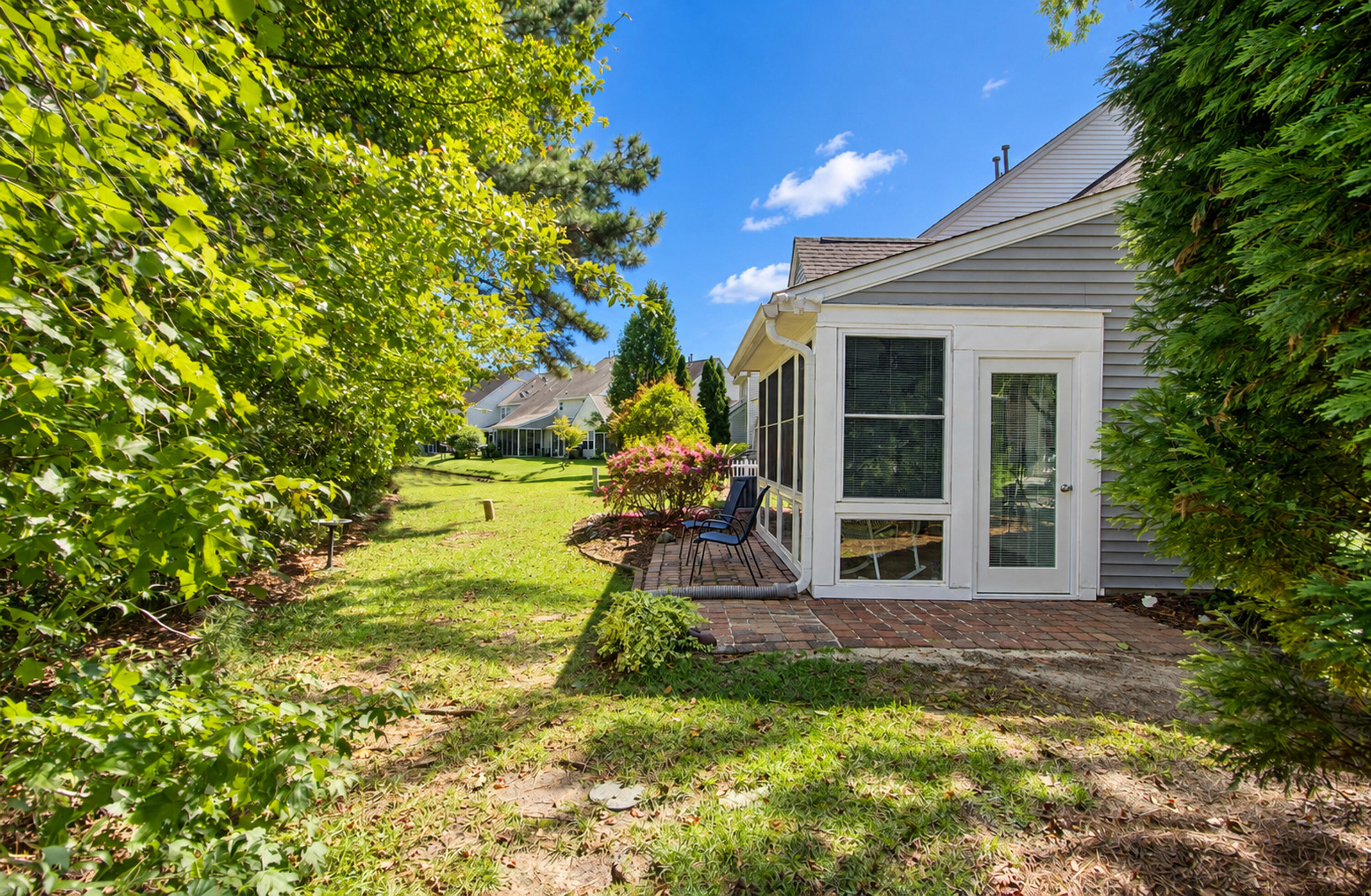 1200 Yellow Hawthorn Circle