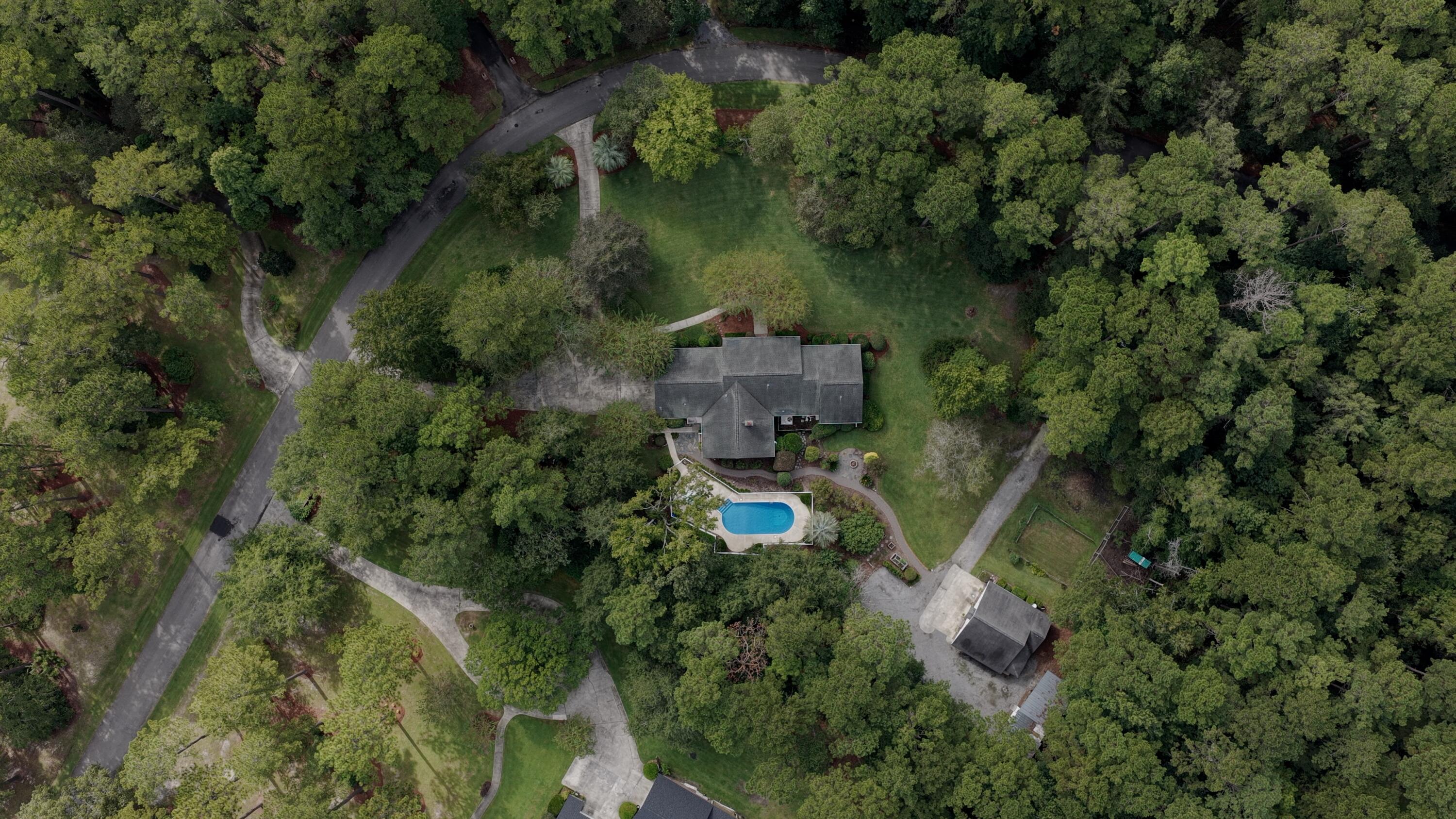 102 Caveson Drive