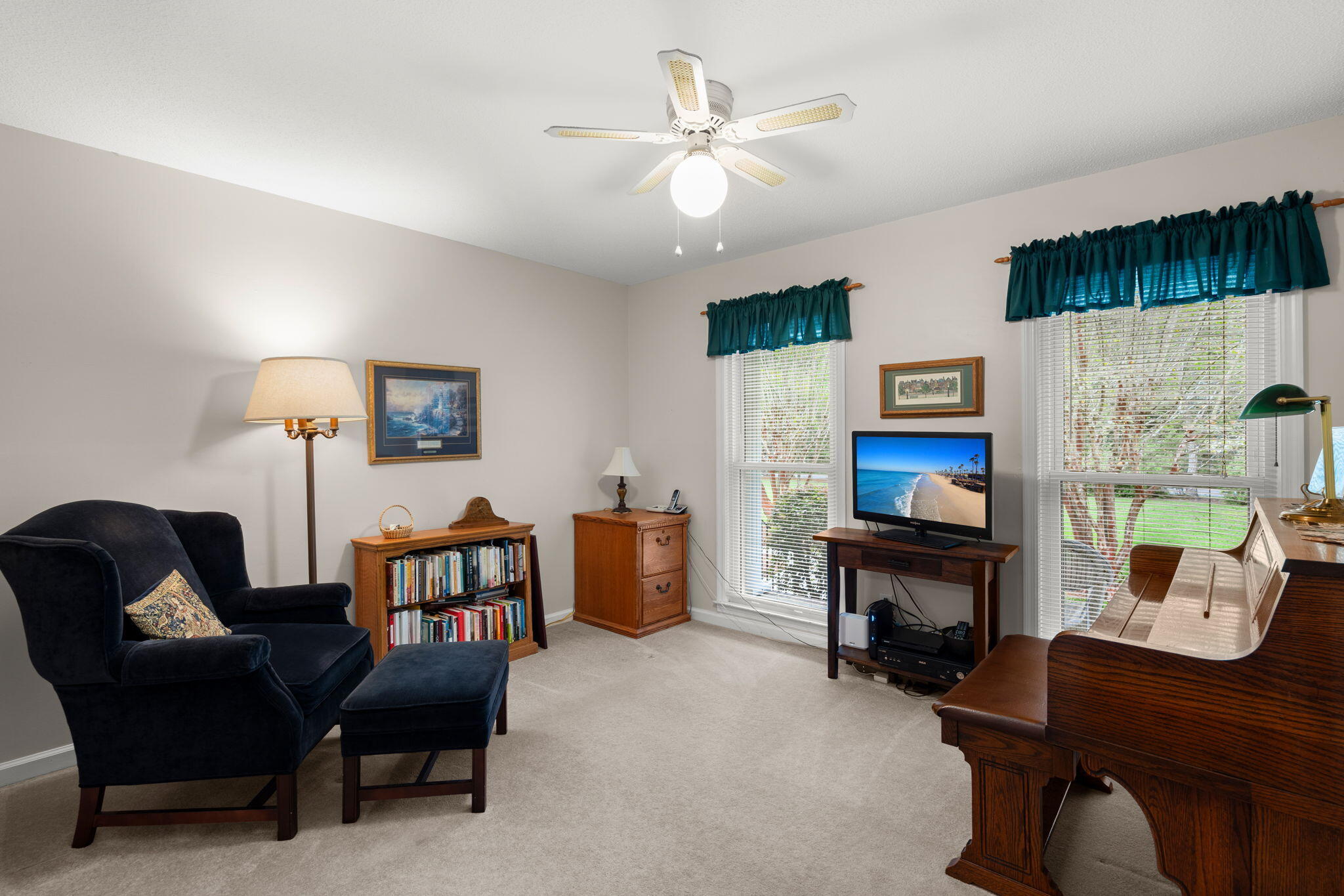 102 Caveson Drive