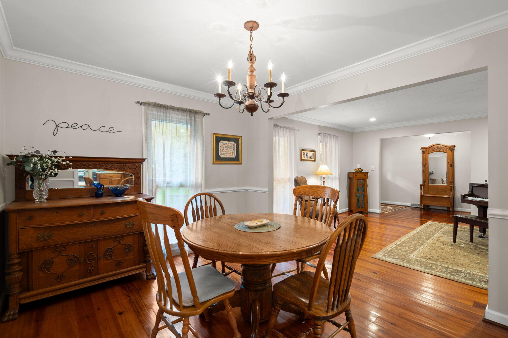 102 Caveson Drive