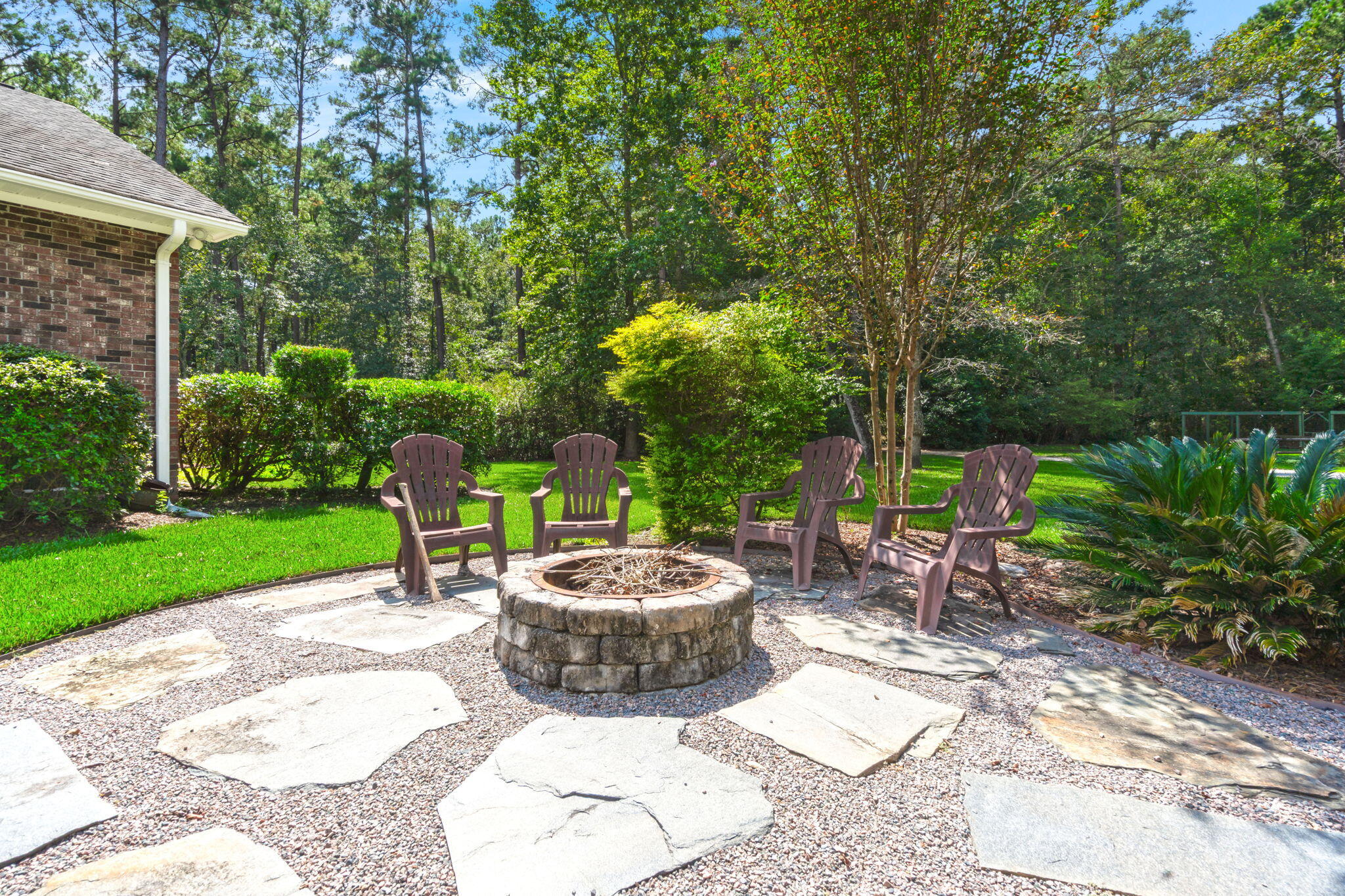 102 Caveson Drive