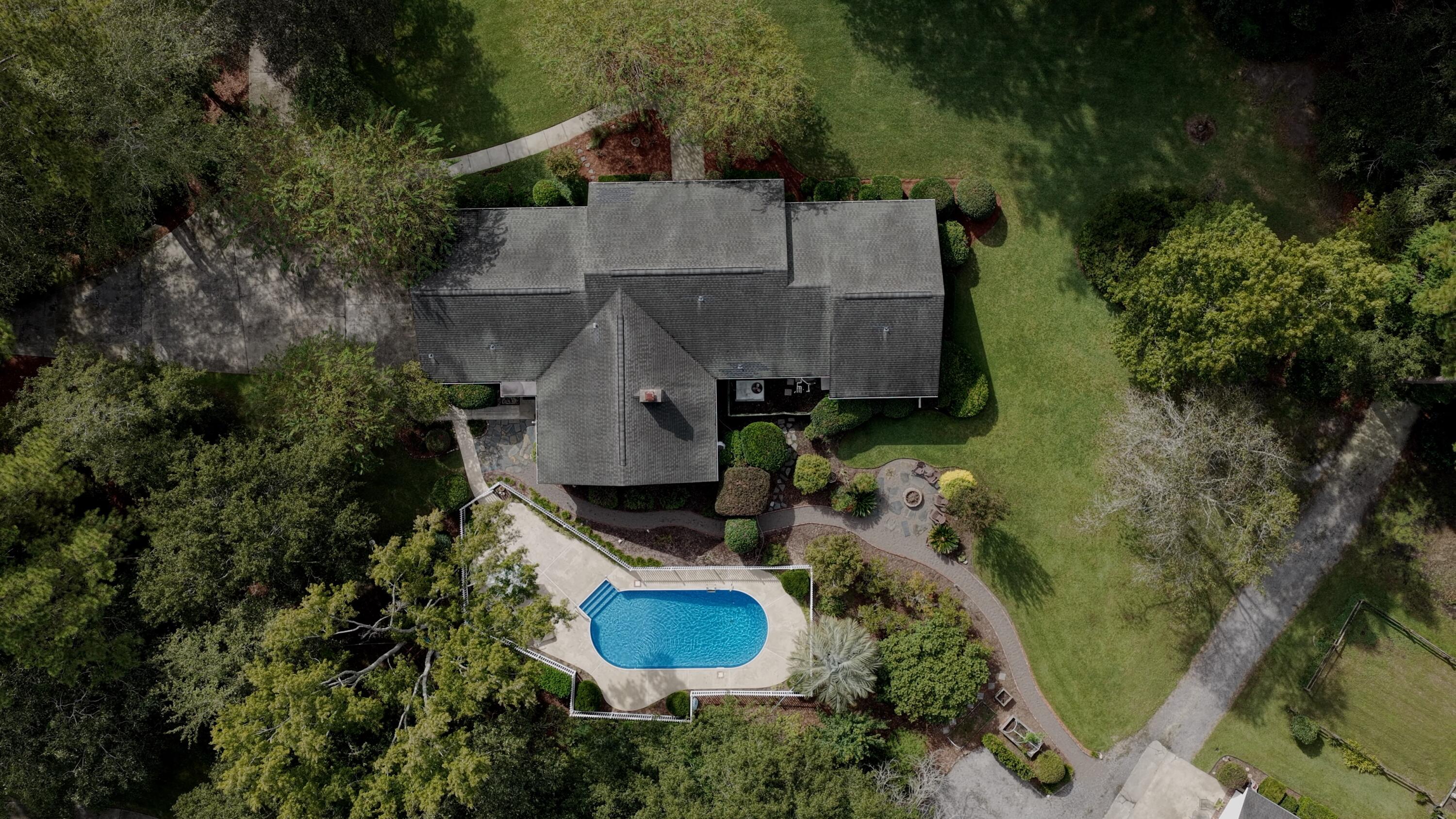102 Caveson Drive