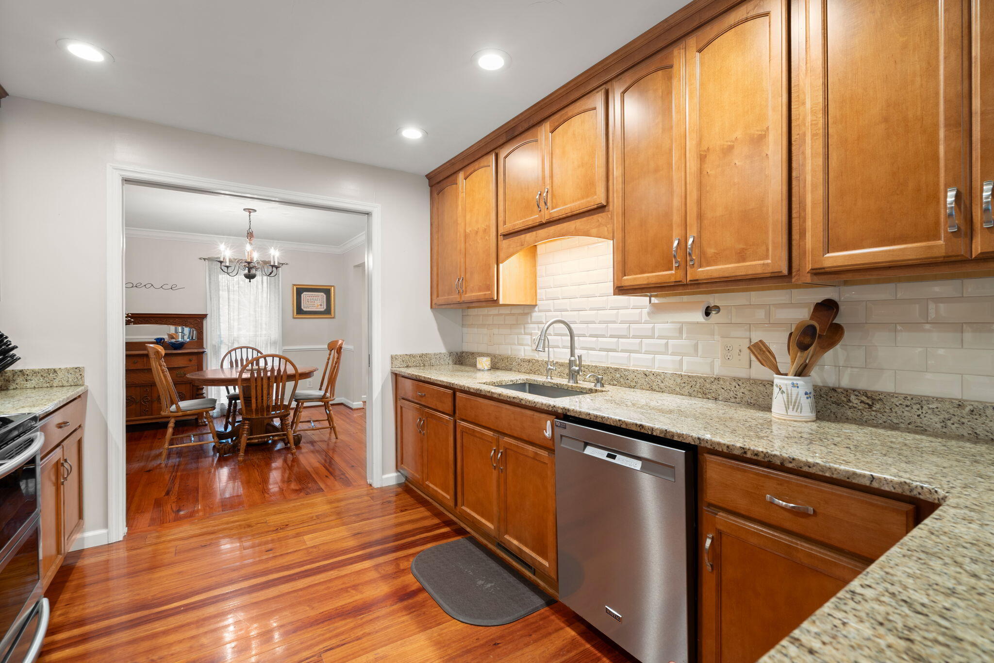 102 Caveson Drive