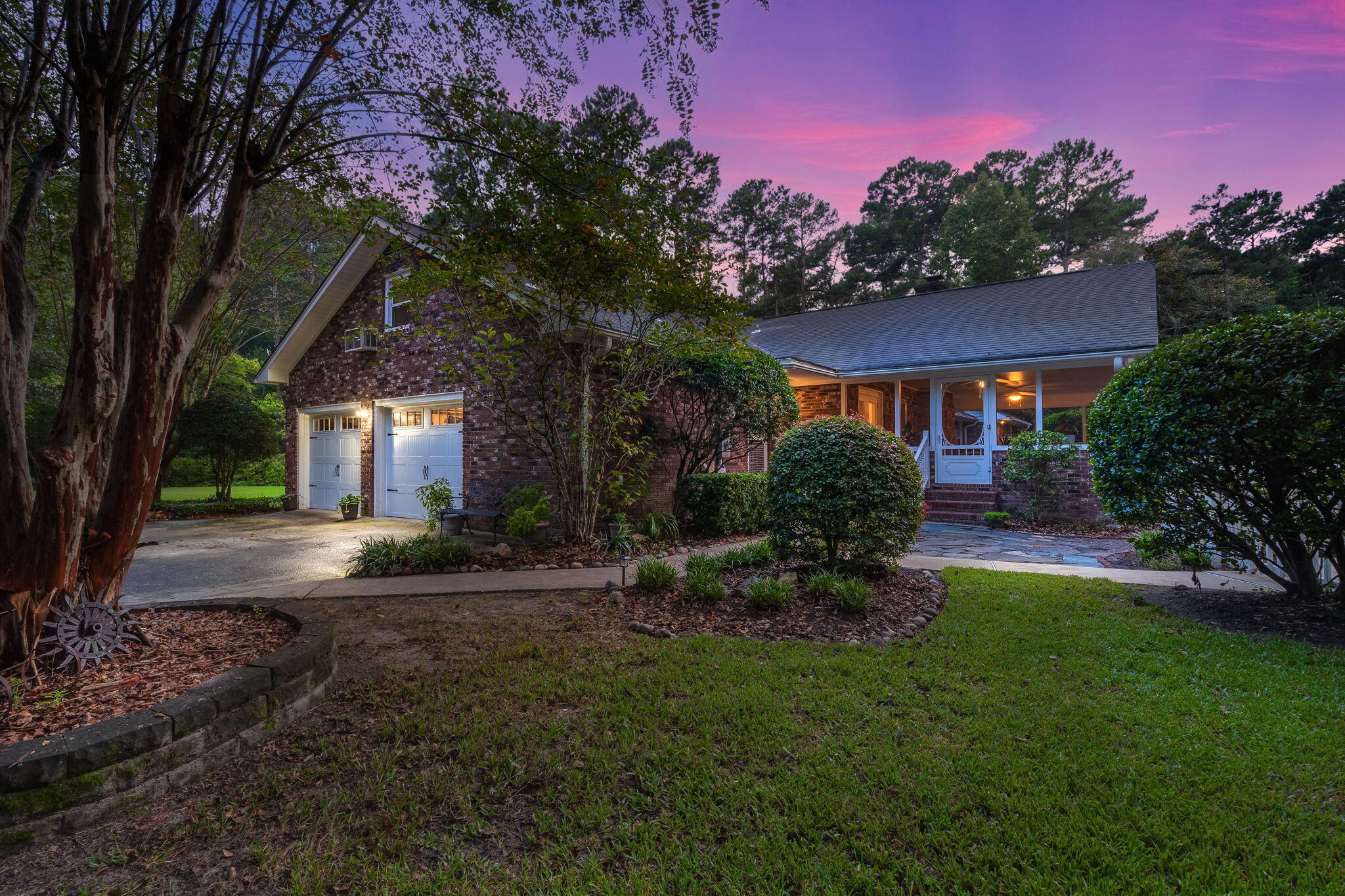102 Caveson Drive