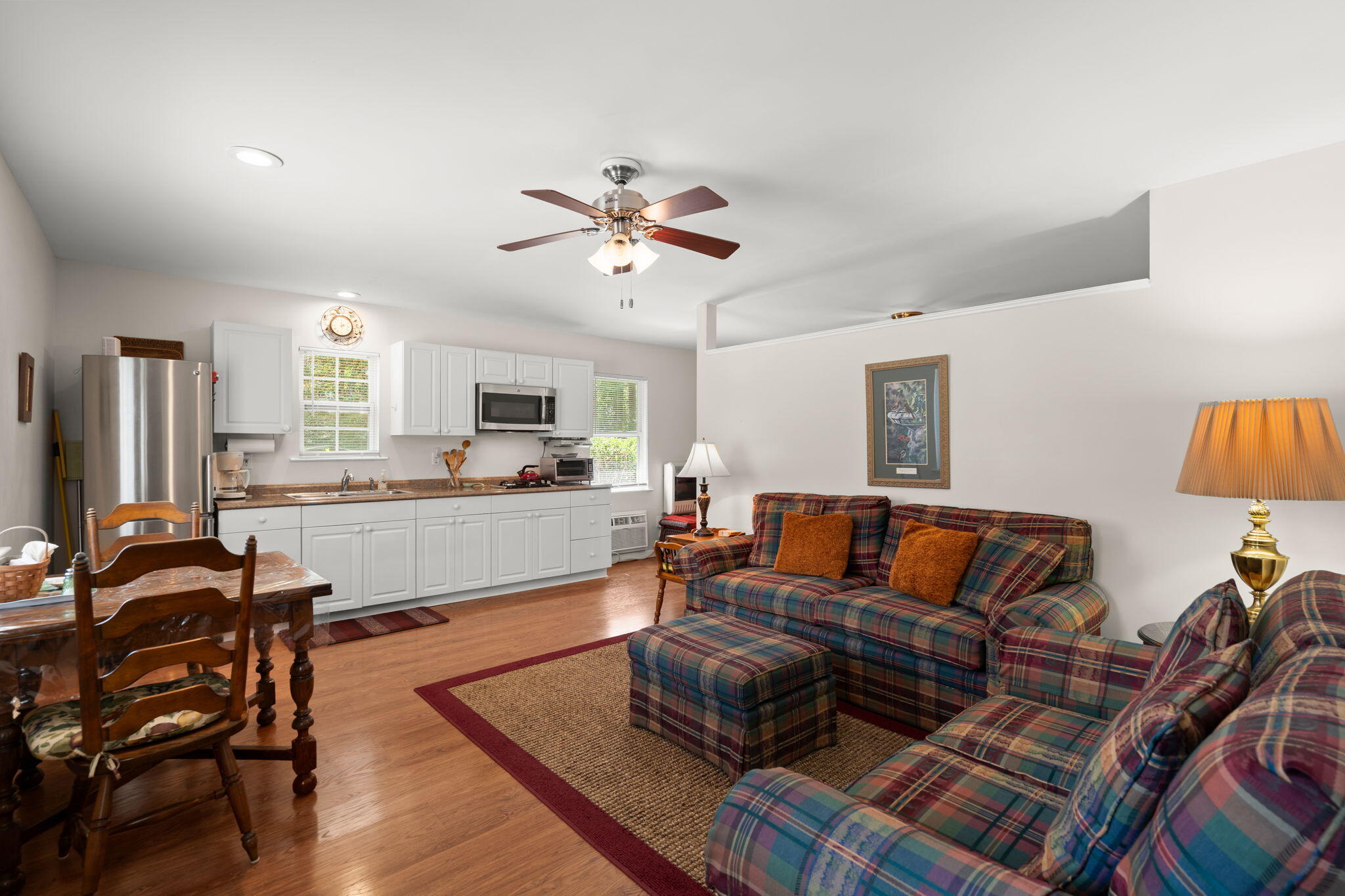 102 Caveson Drive