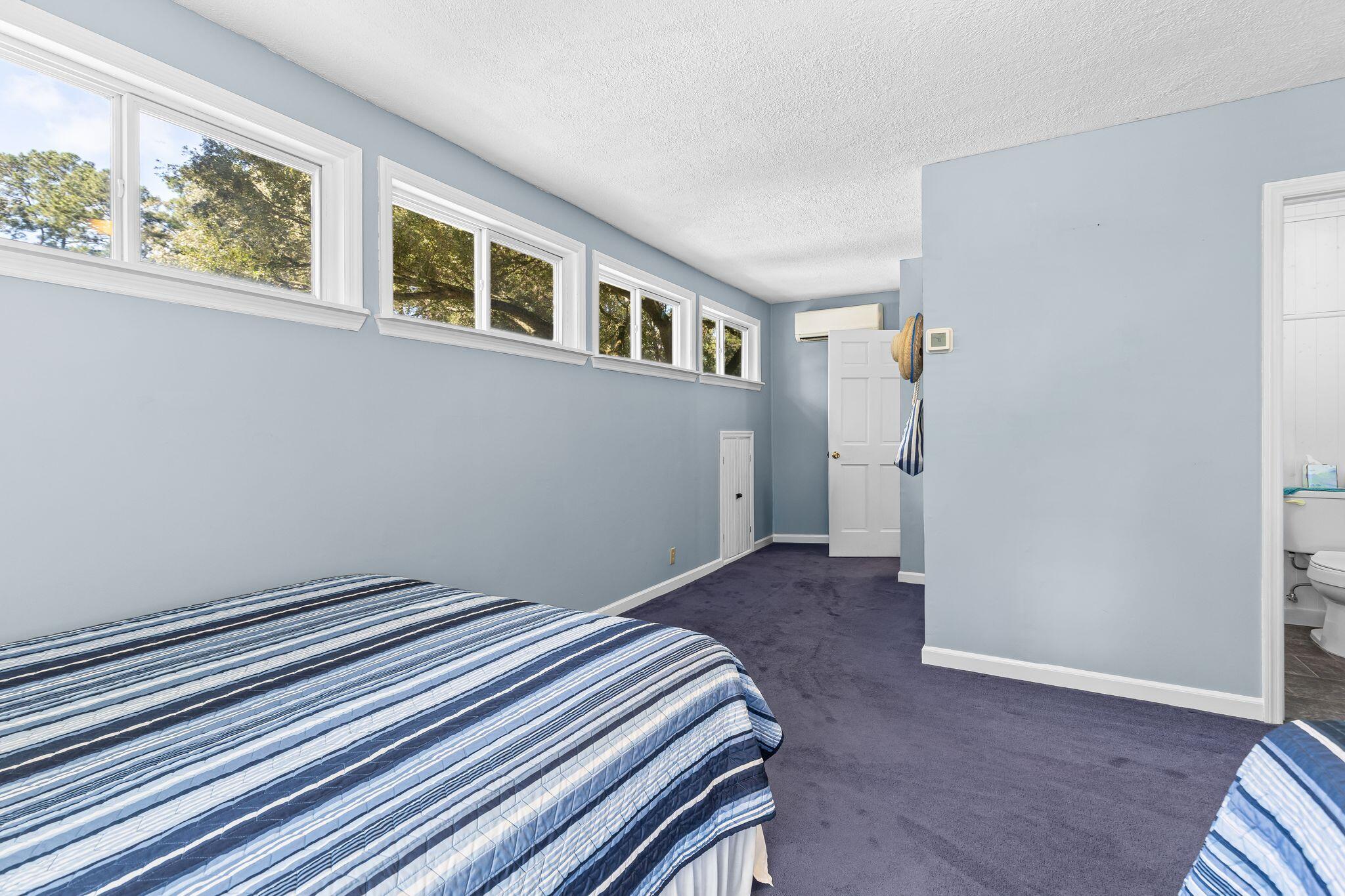 104 Sweetbriar Road