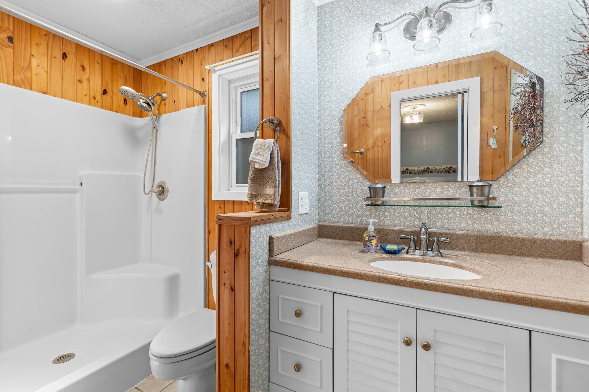 104 Sweetbriar Road