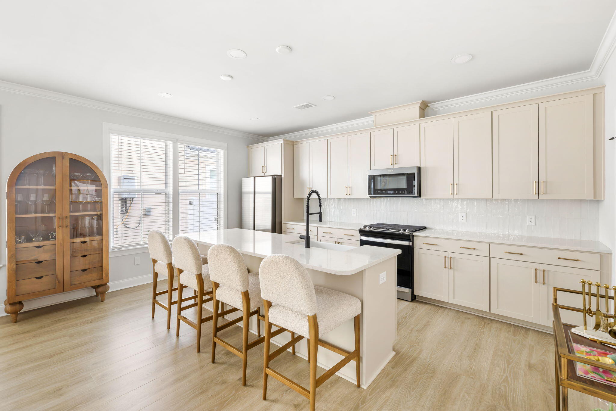 1225 Crooked Oak Road