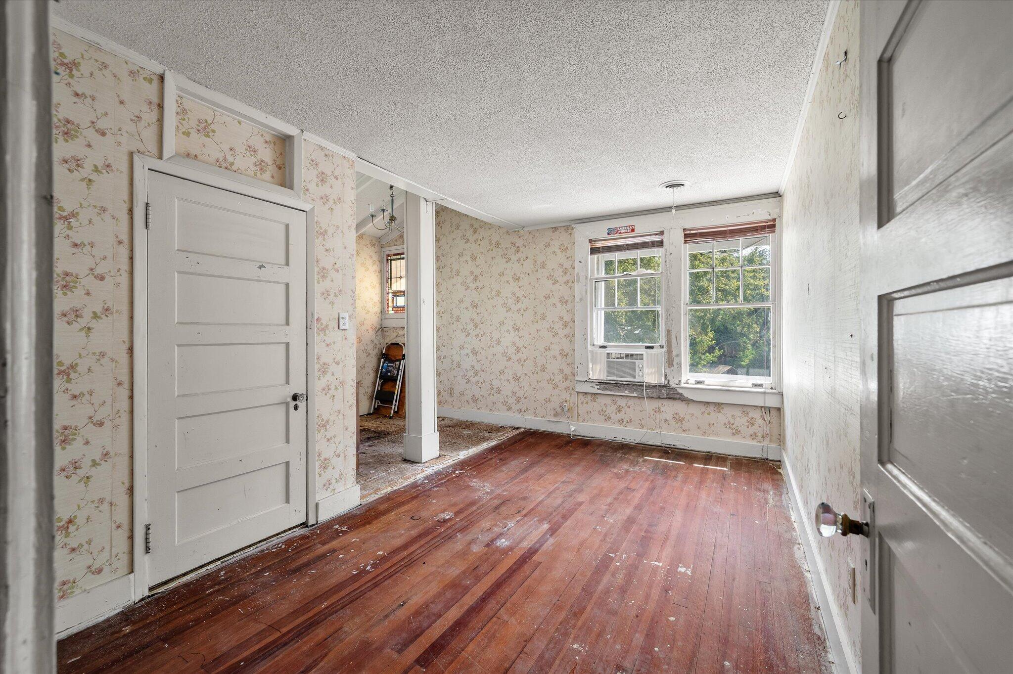 11 Formosa Drive
