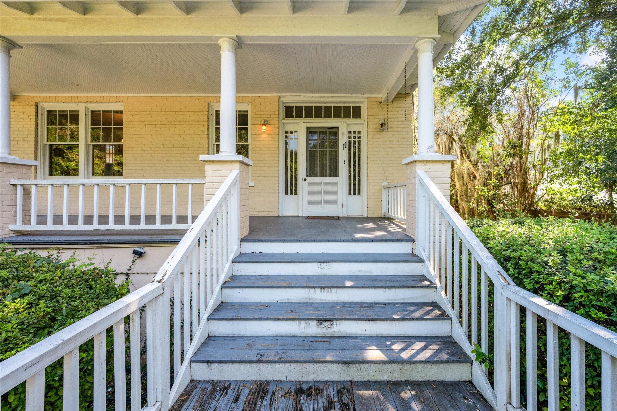 11 Formosa Drive