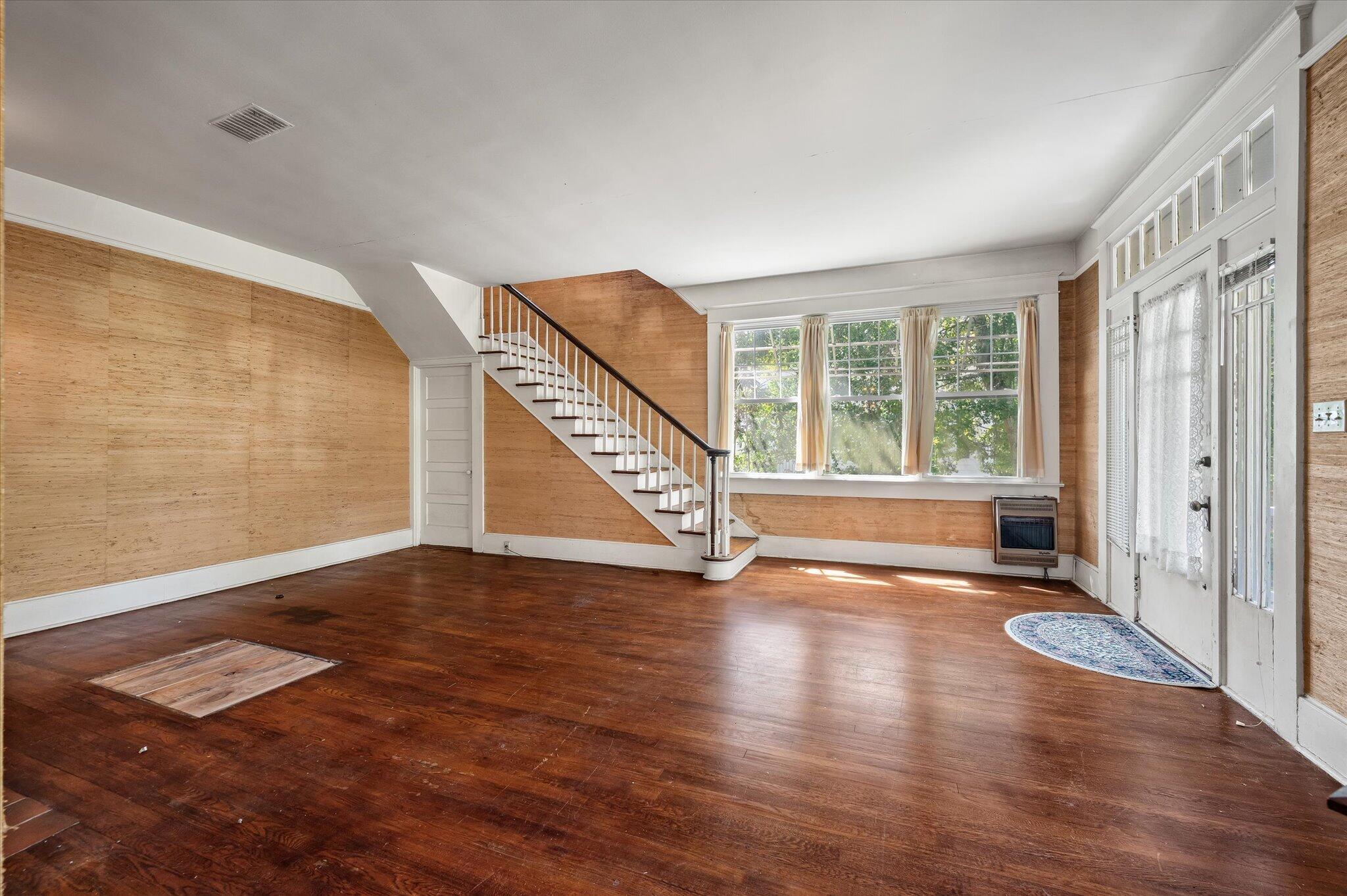 11 Formosa Drive