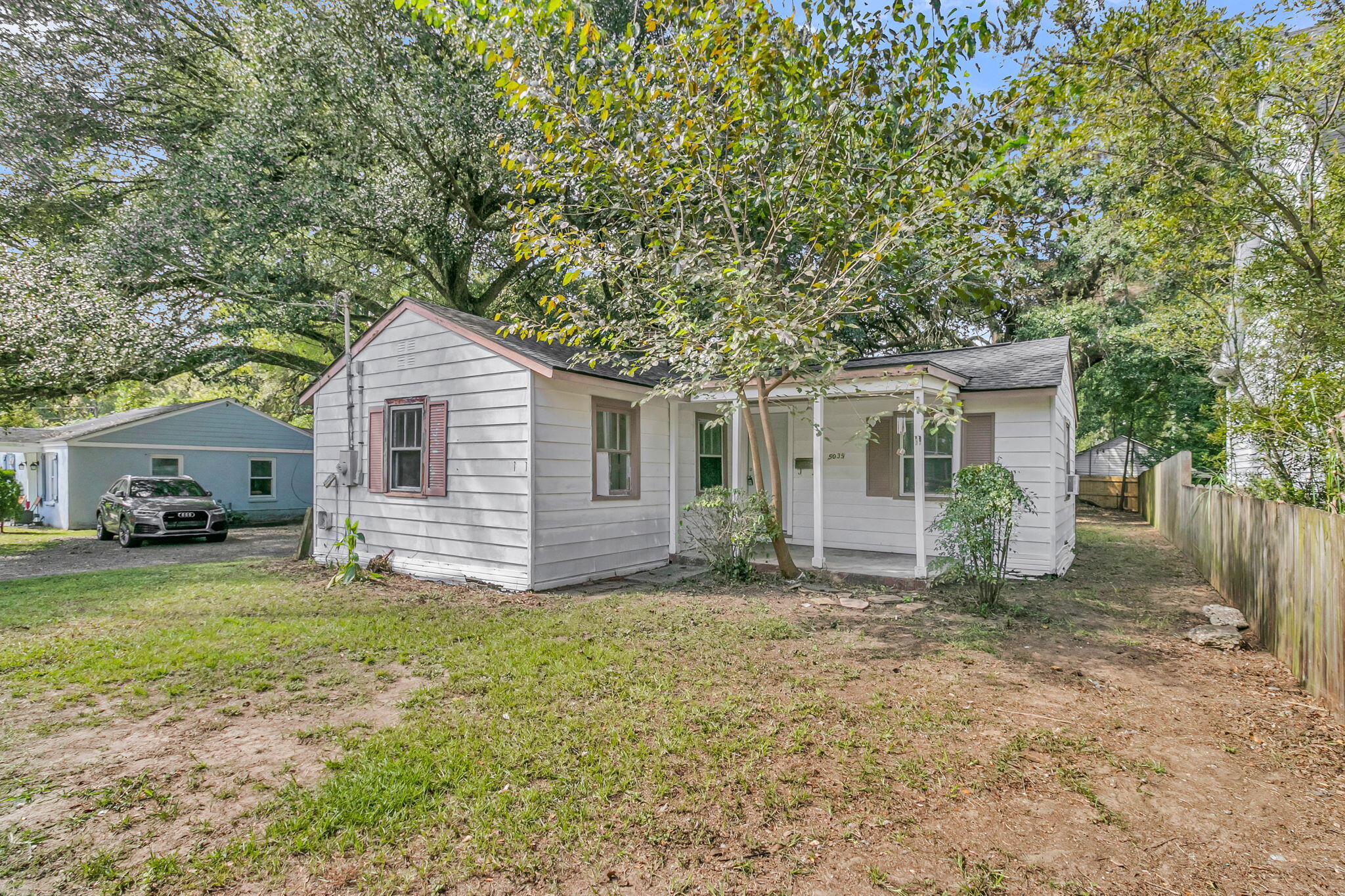 5039 Alpha Street