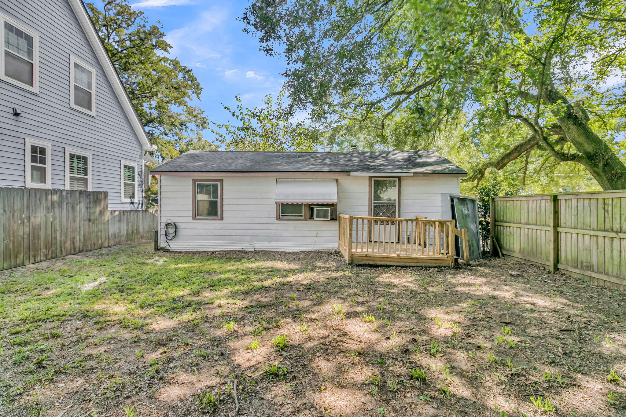 5039 Alpha Street