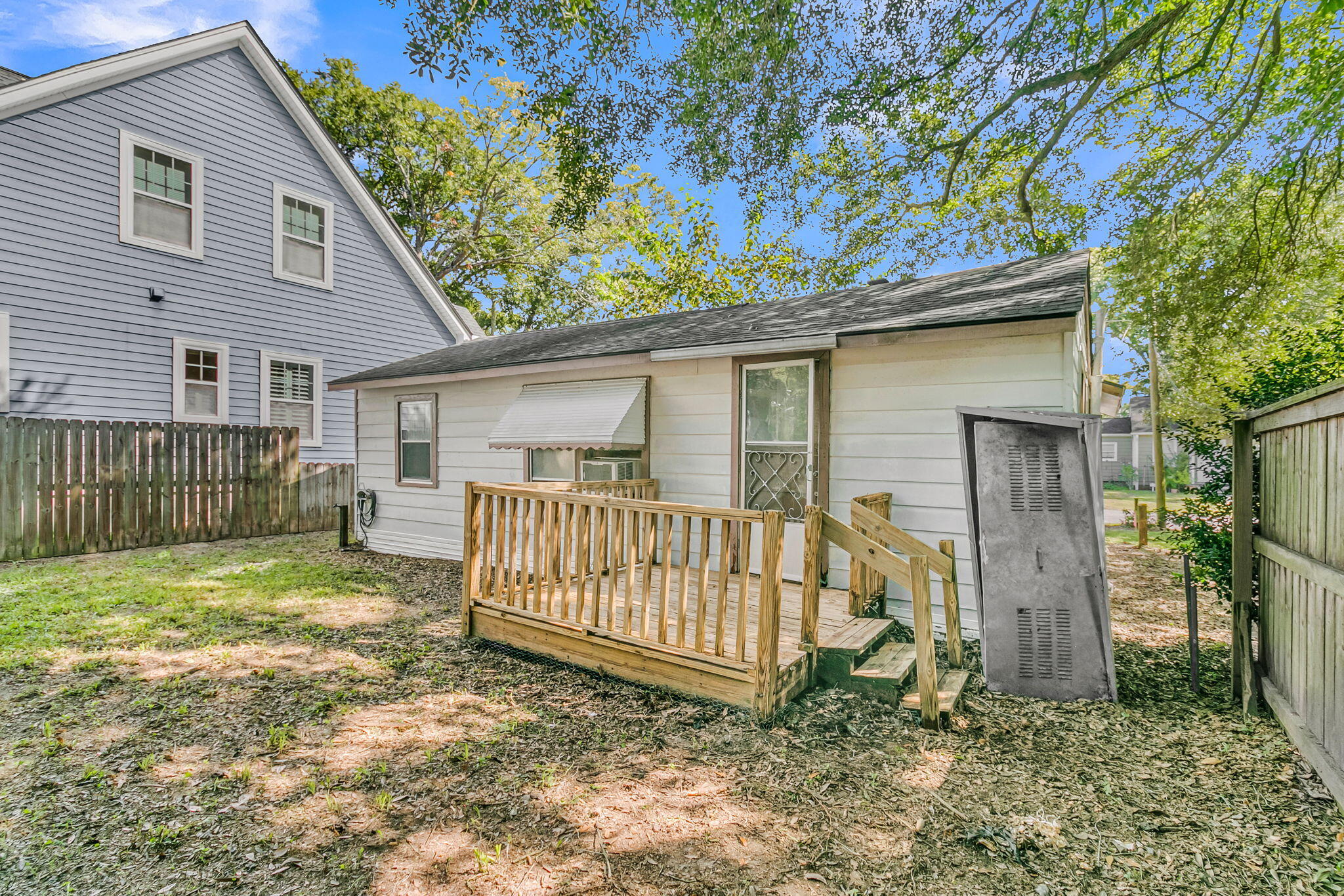 5039 Alpha Street