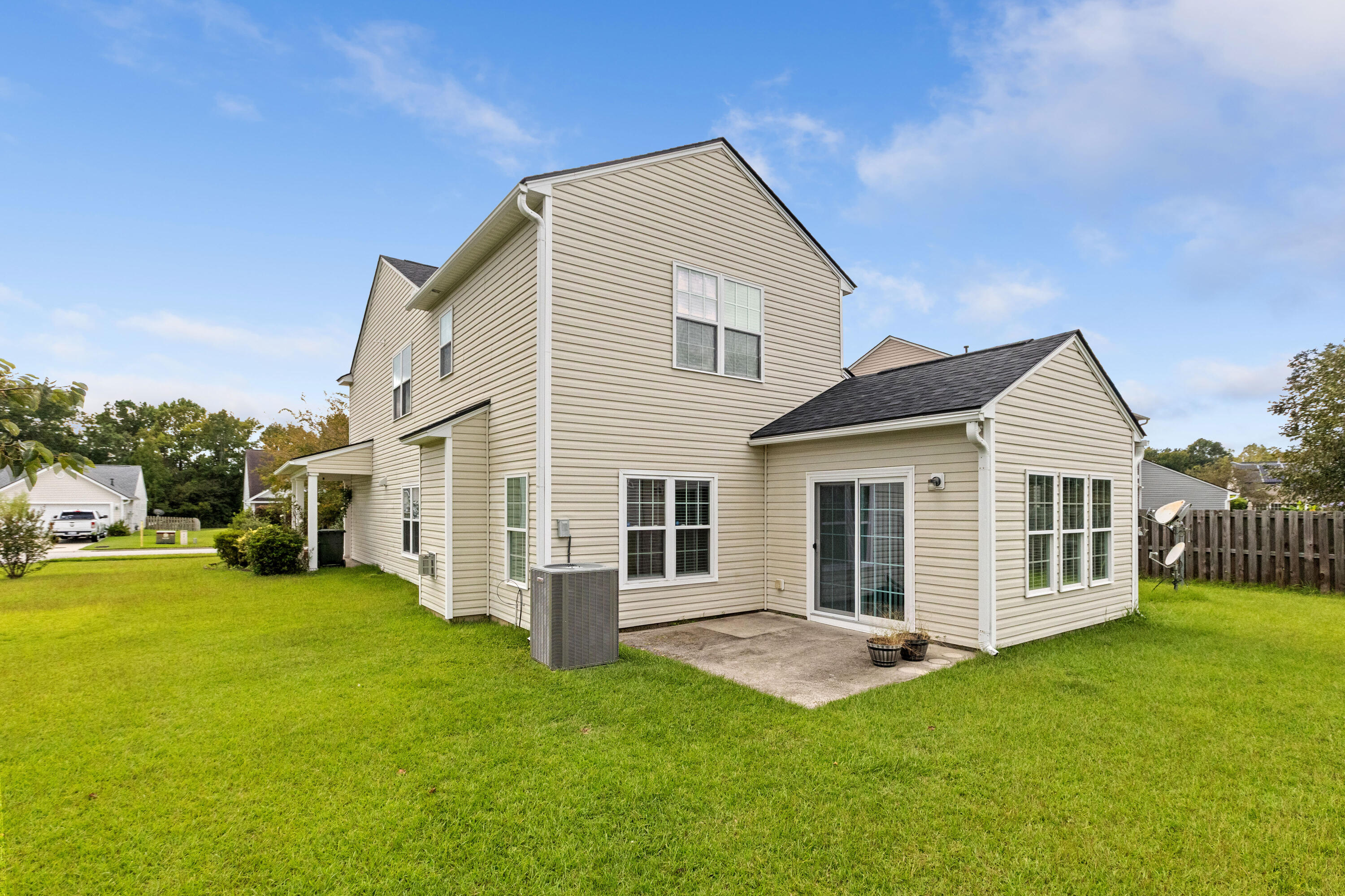 7433 Painted Bunting Way