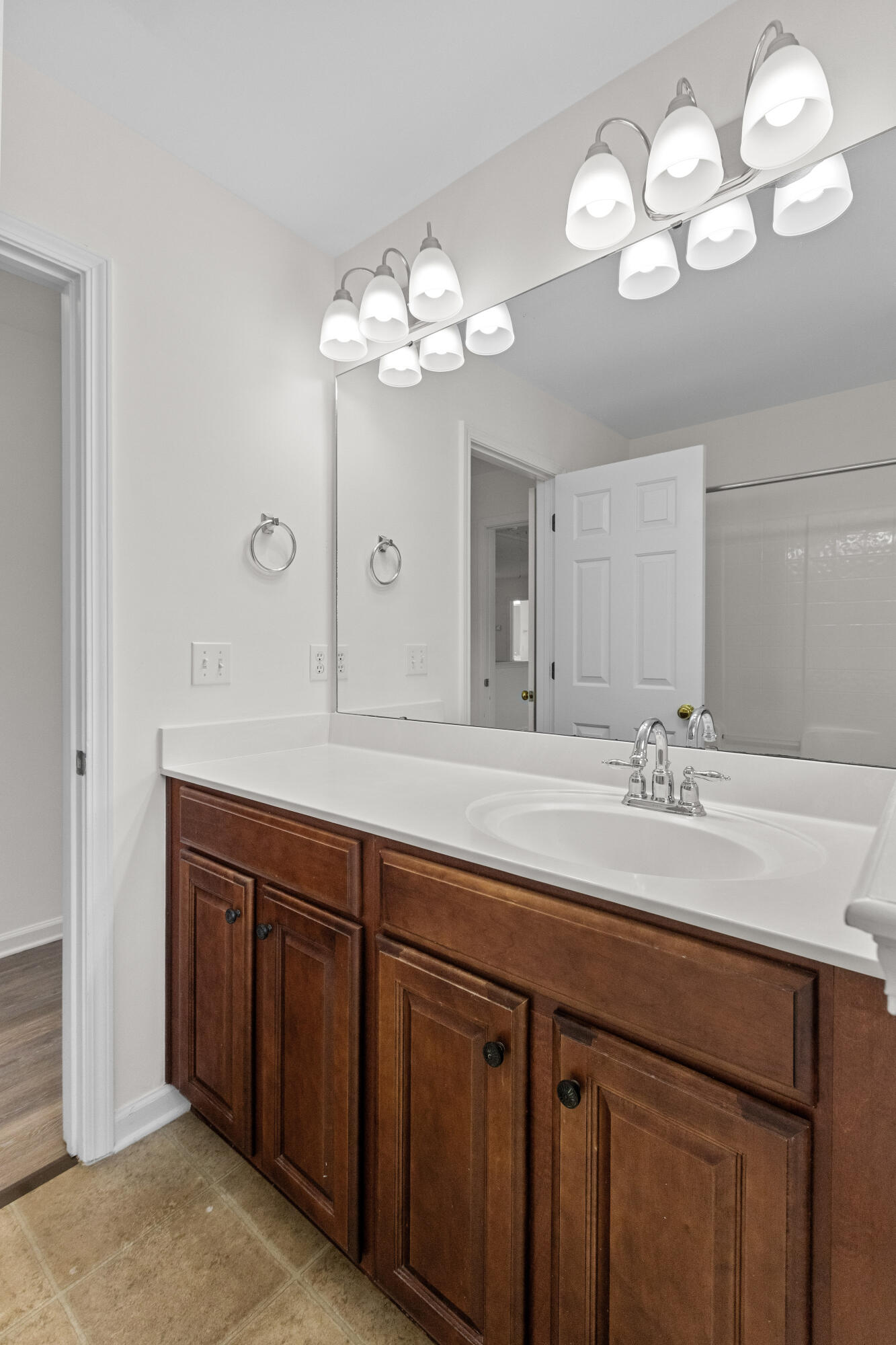 7433 Painted Bunting Way