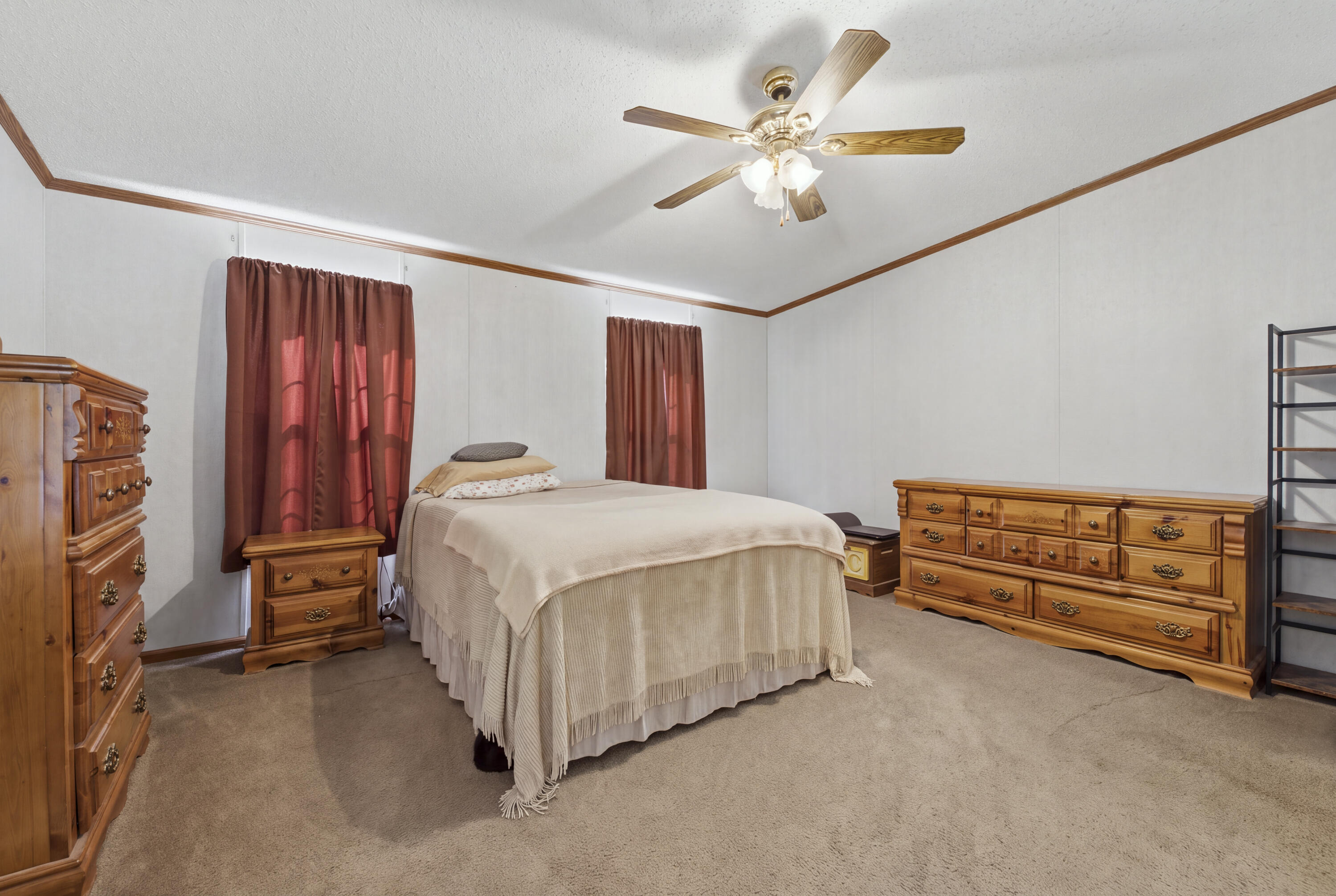182 Hillcrest Drive