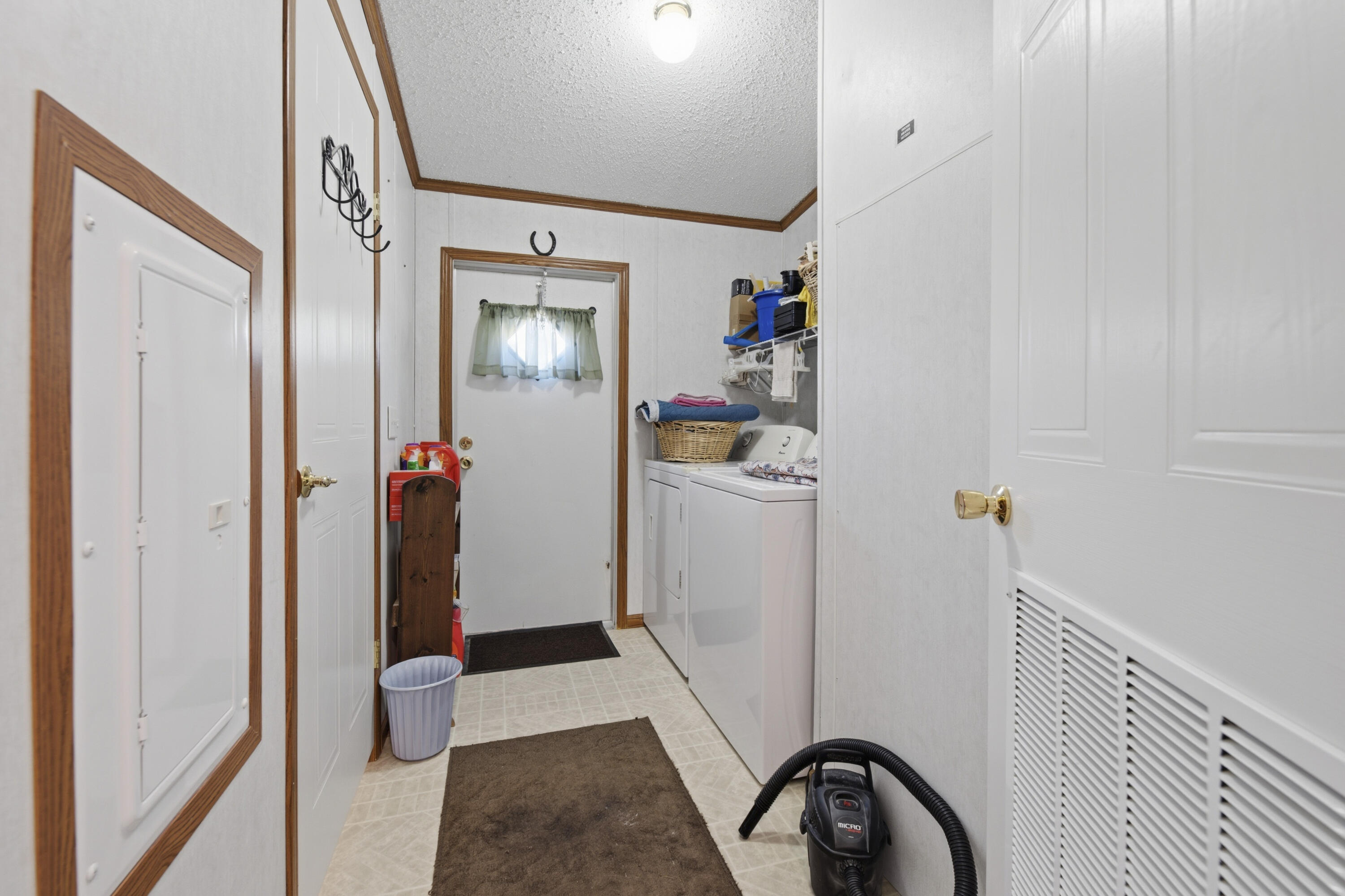182 Hillcrest Drive