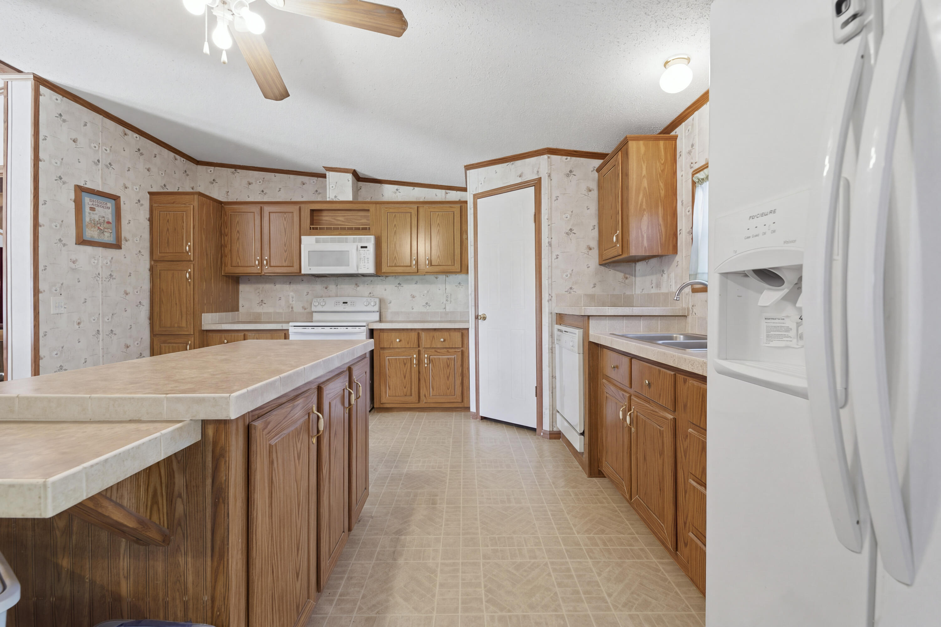 182 Hillcrest Drive