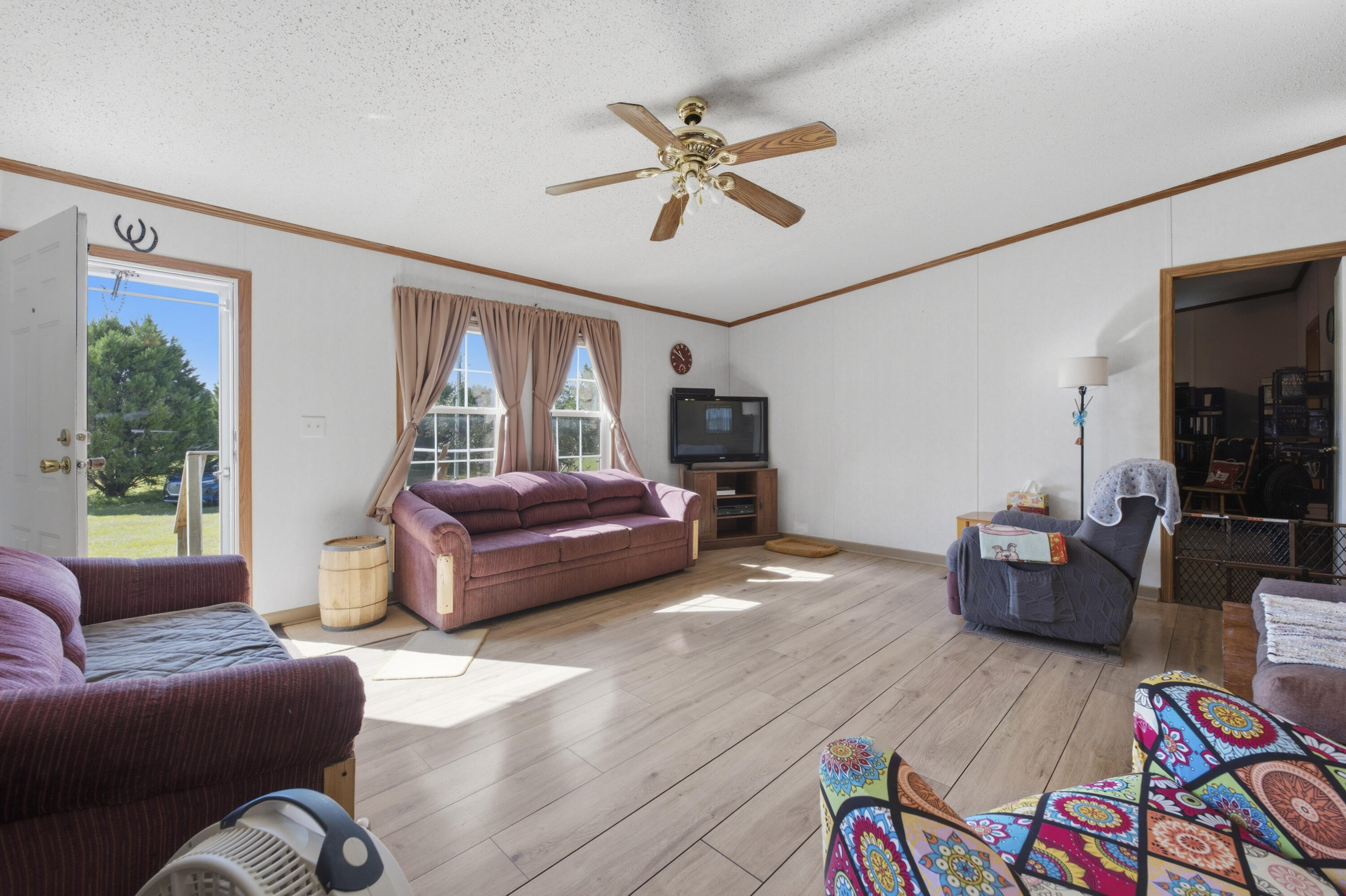 182 Hillcrest Drive