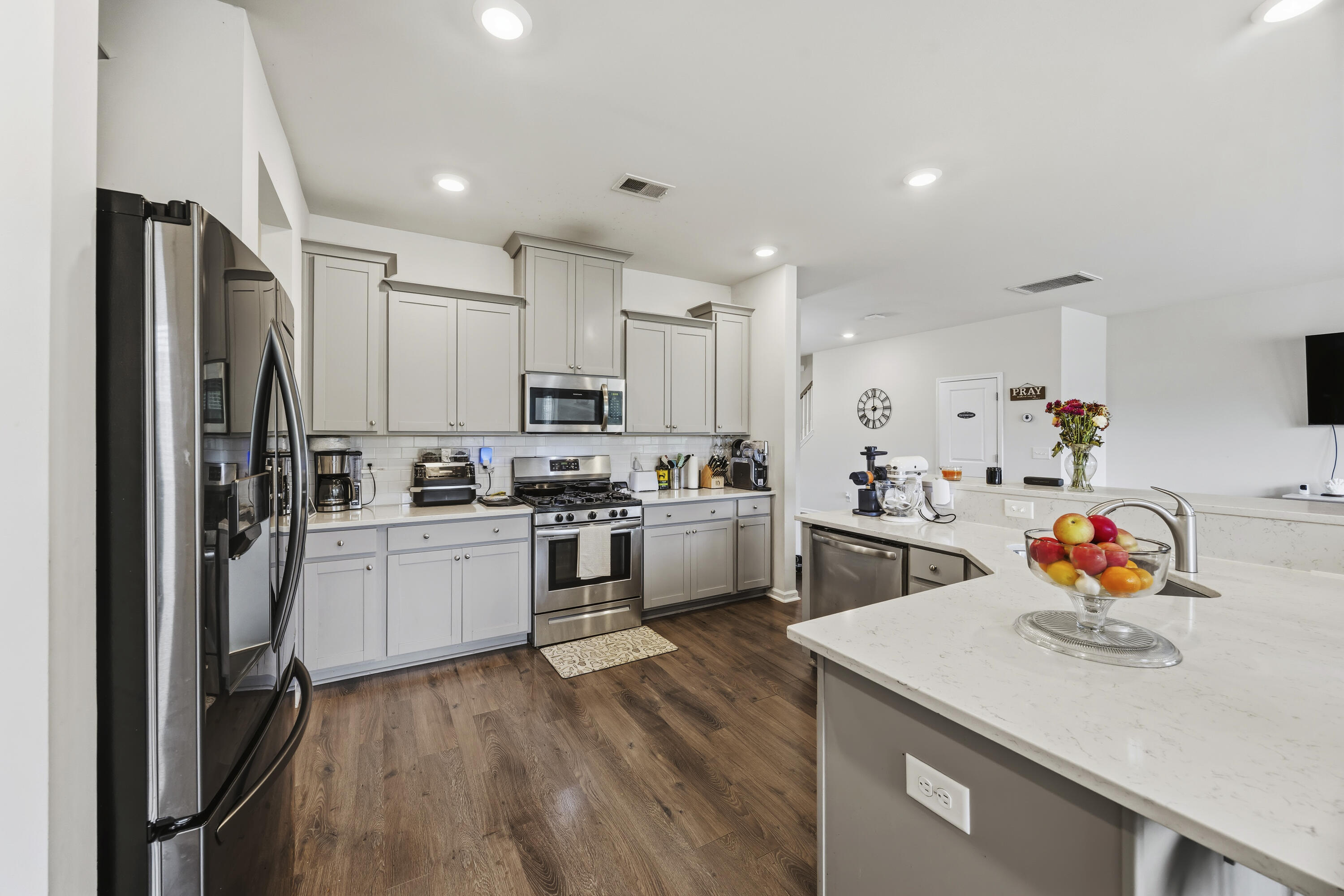 9904 Pin Cherry Court