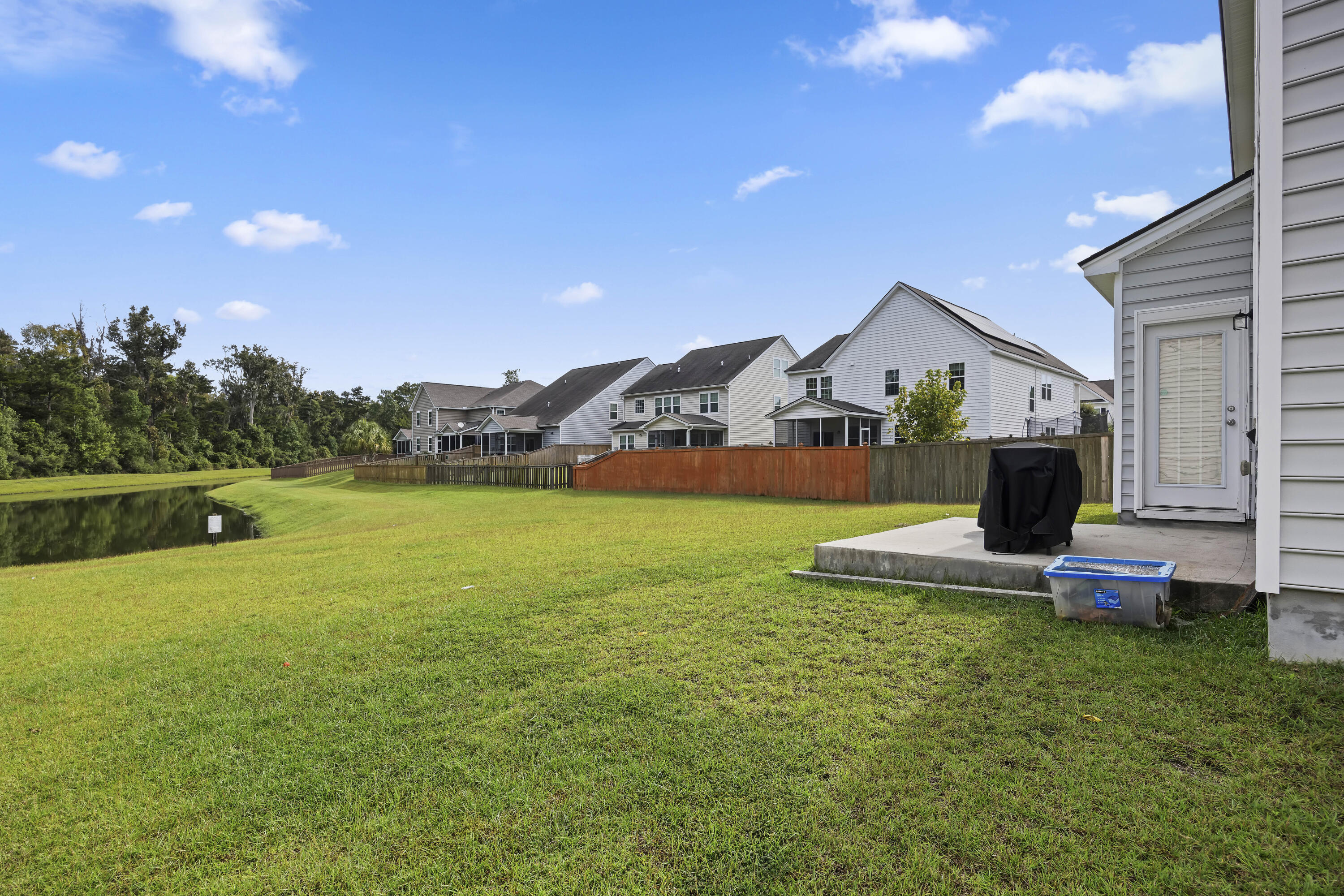 9904 Pin Cherry Court