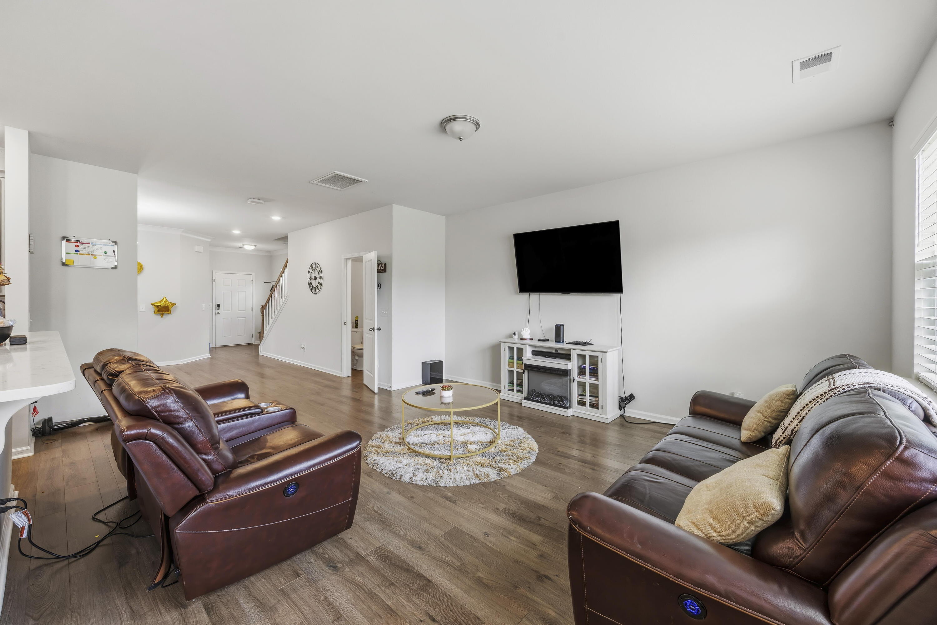 9904 Pin Cherry Court