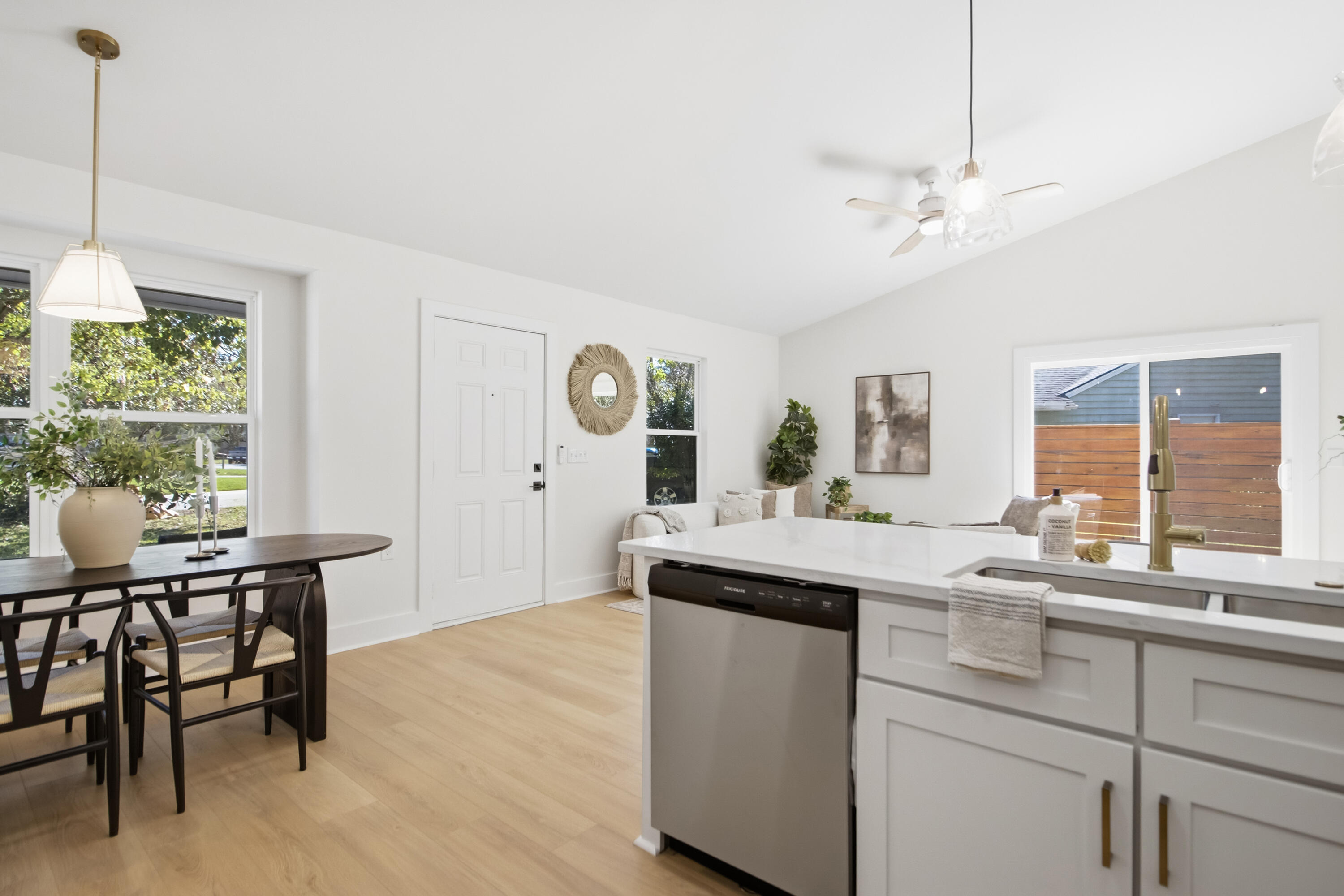 1139 Bellwood Road