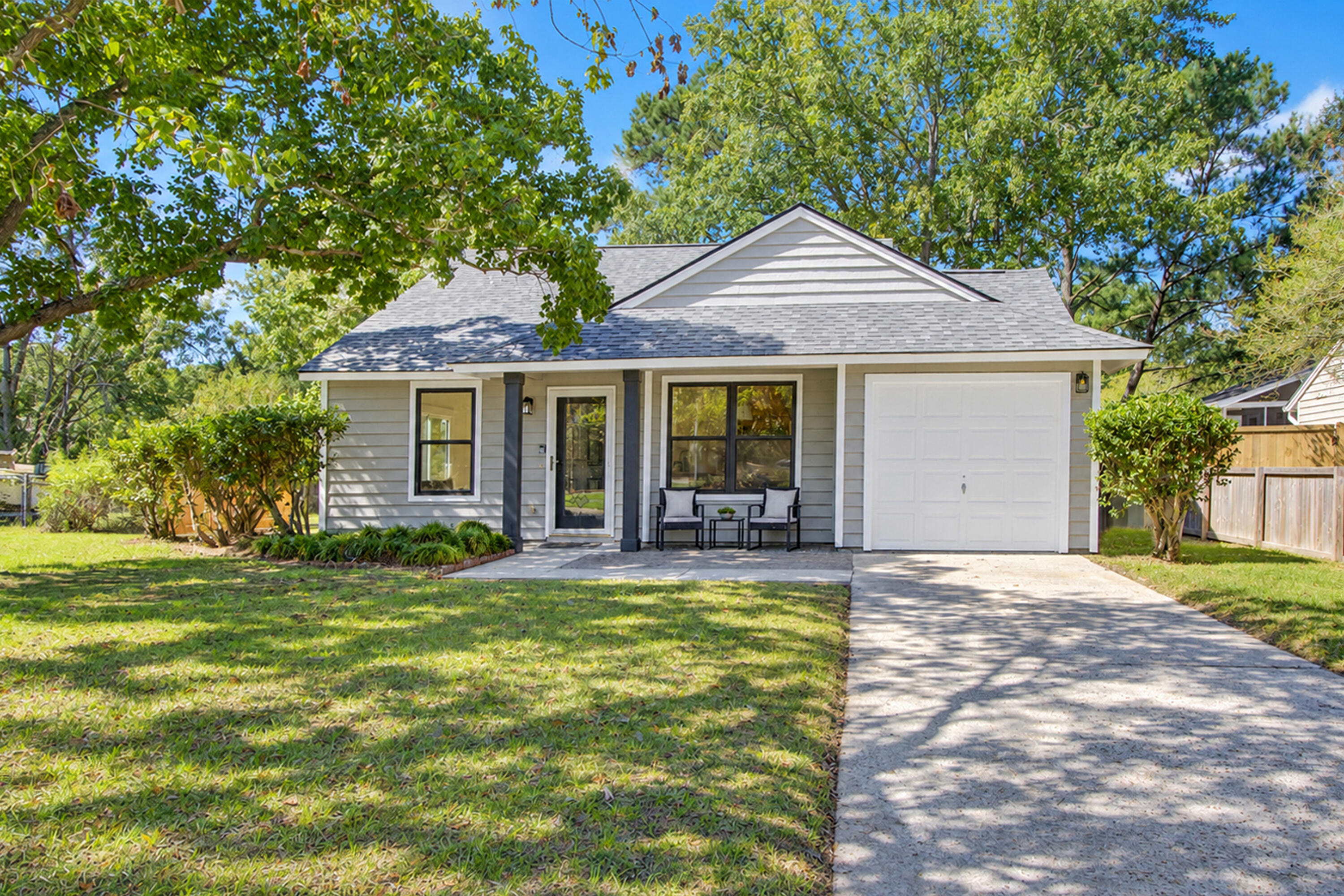 1139 Bellwood Road