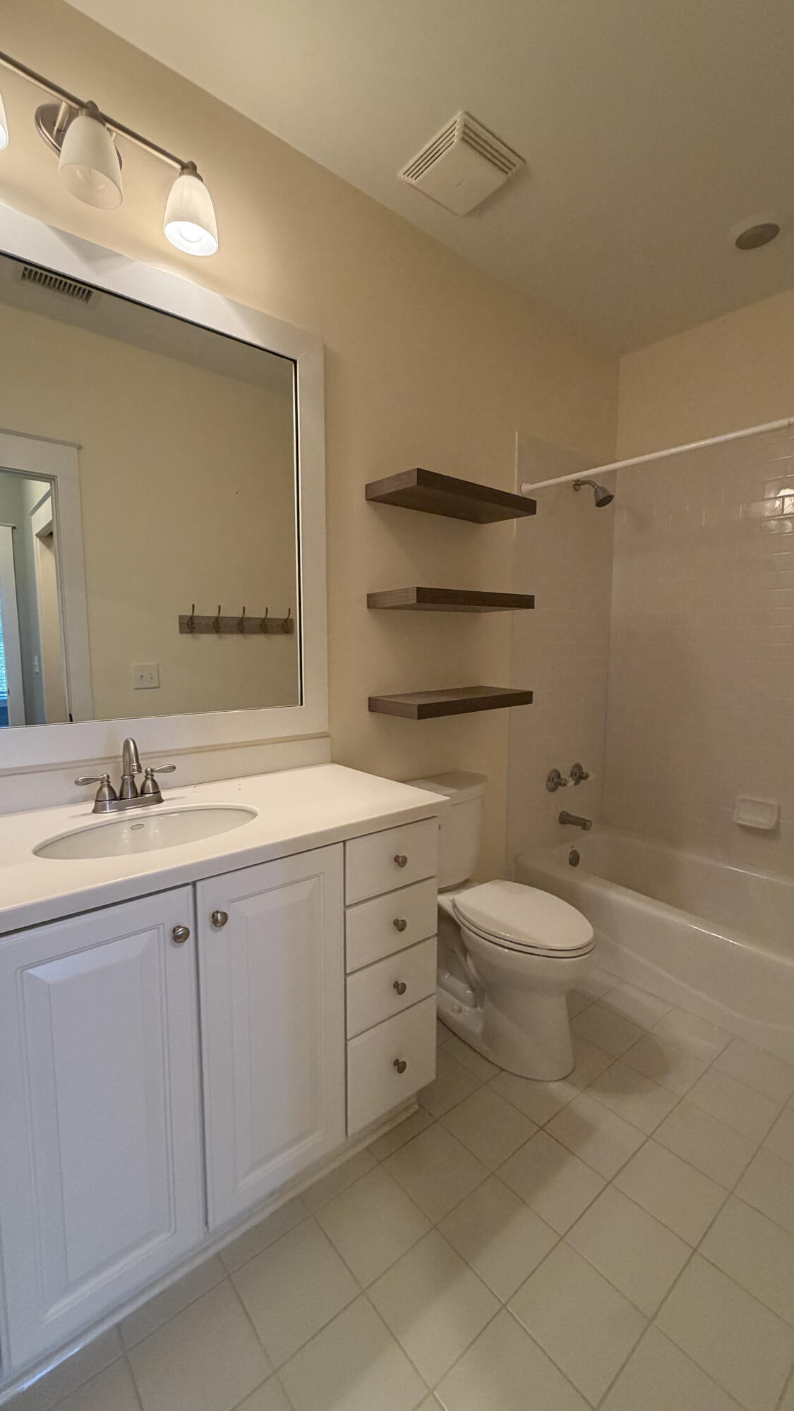 115 Wappoo Landing Circle Unit 17